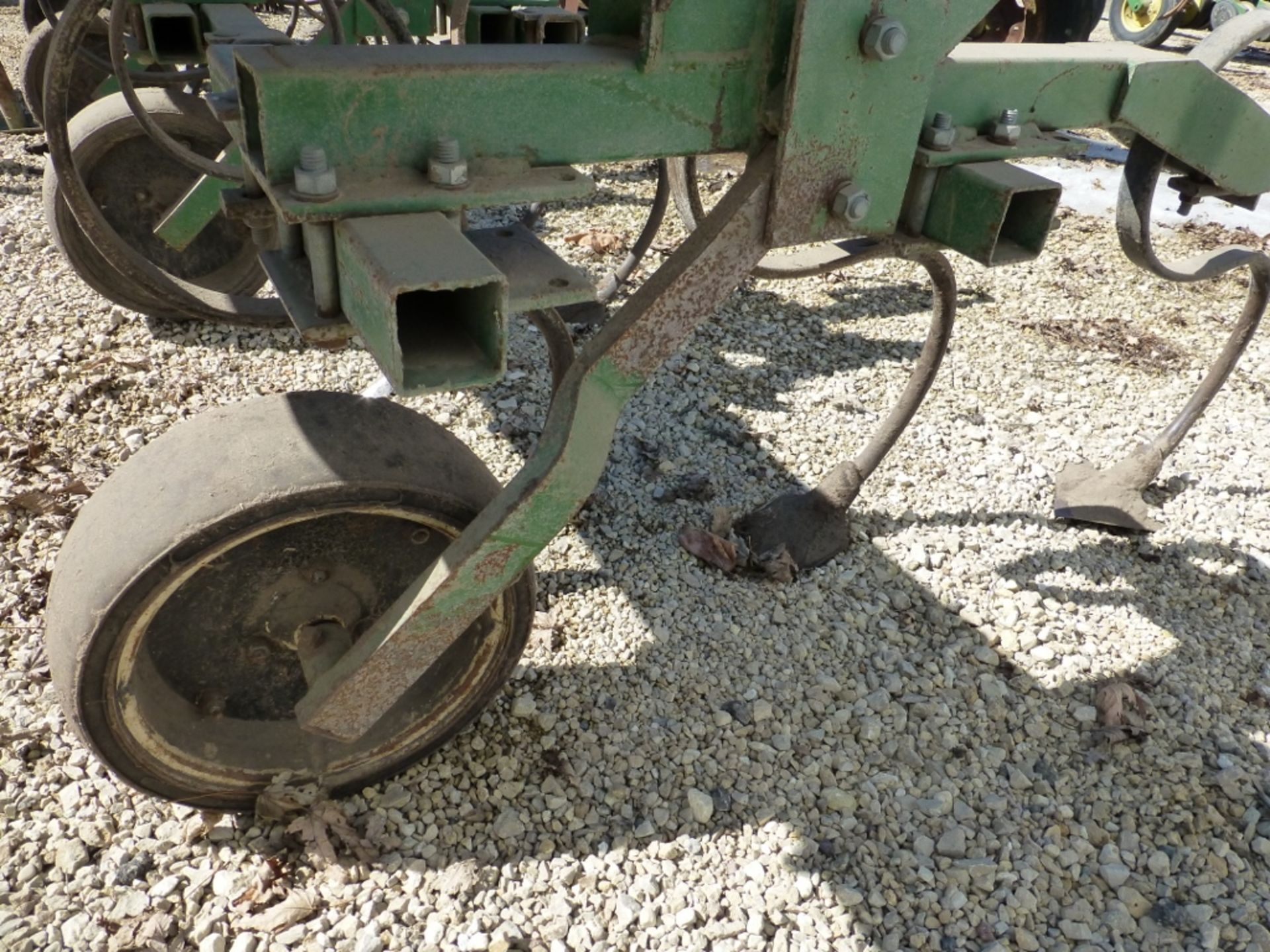 4 row, 3 pt cultivator, danish tine - Image 5 of 5