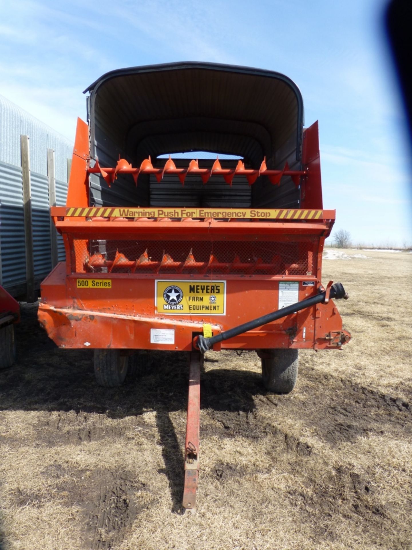 Meyers forage box w/ Lindsay running gear. Se:875198 - Image 2 of 12