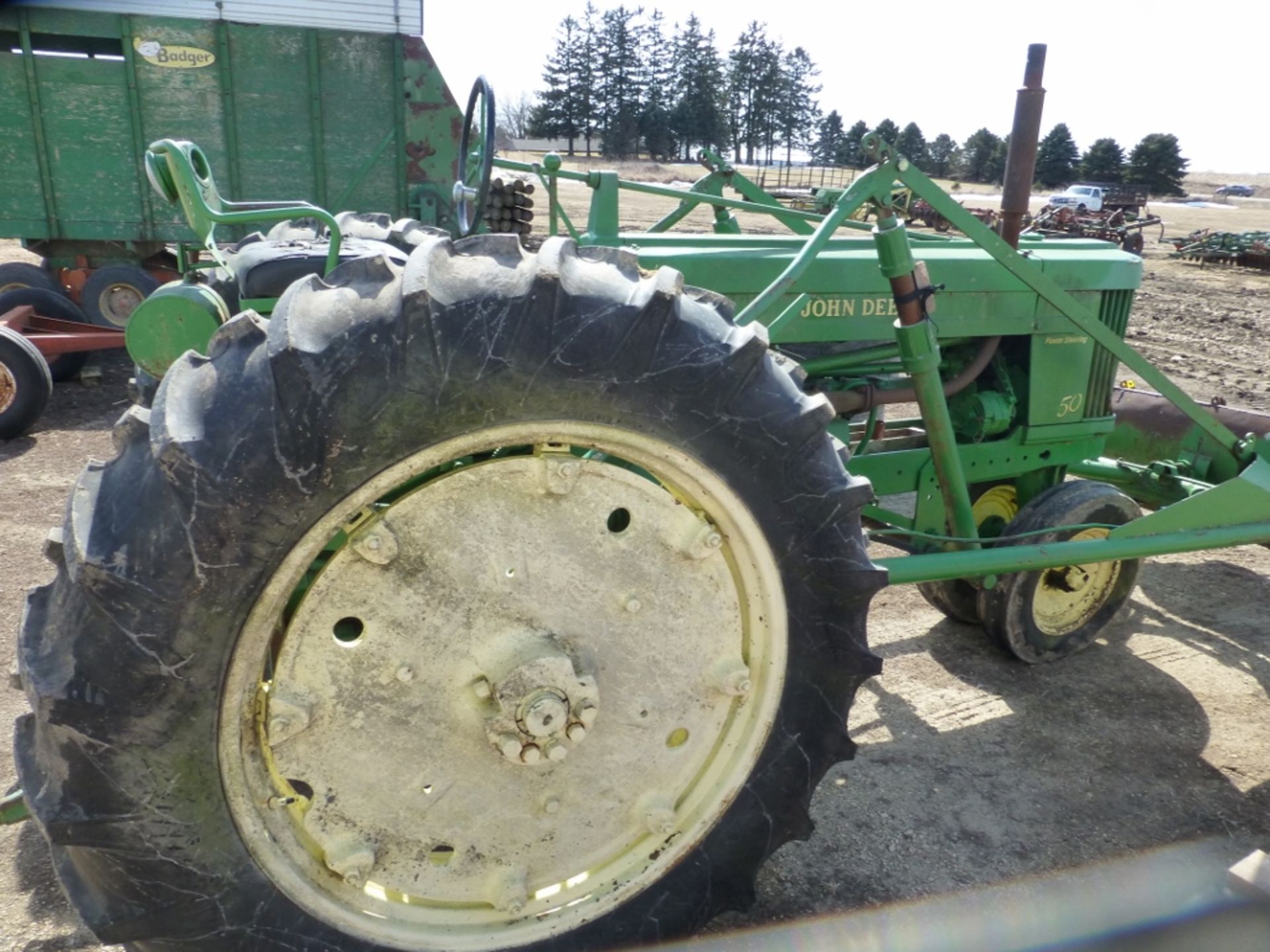 John Deere 50 tractor, NF. 3-pt. w/ loader. Engine currently stuck. - Image 6 of 9