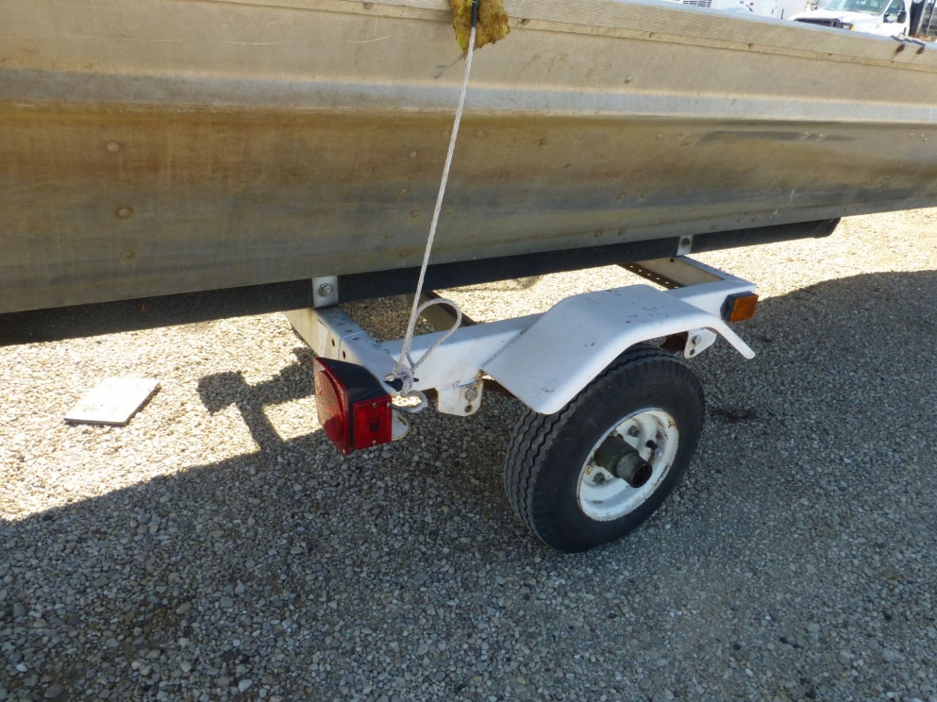 14' Alum boat, w/ trailer, paddles, seats, and has registration - Image 4 of 6