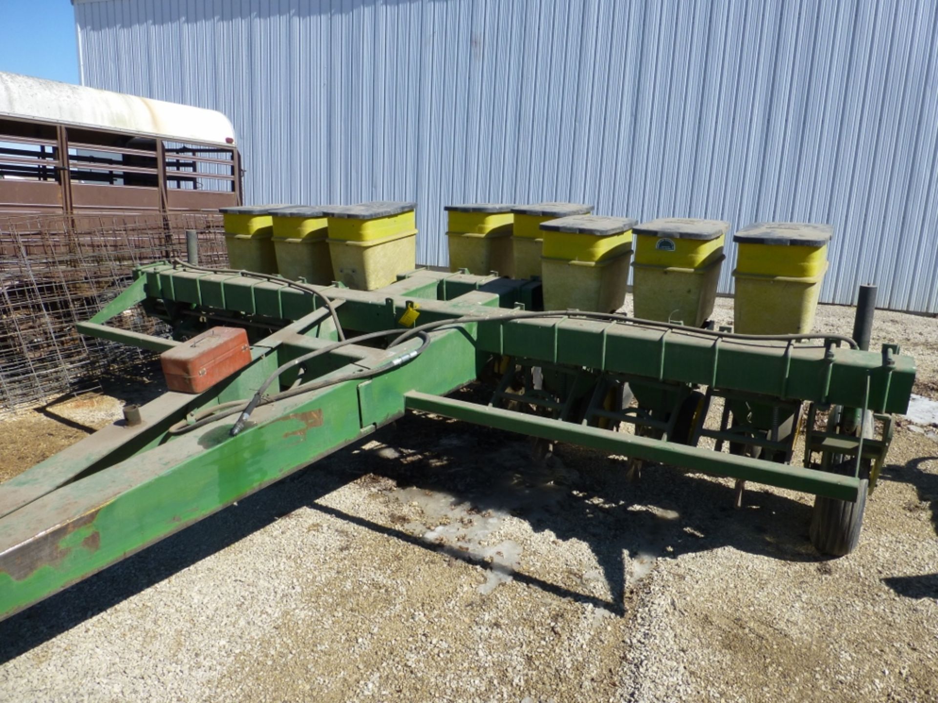 John Deere 7000 4 row planter converted to 8 row bean planter, 19" rows, no monitor - Image 2 of 7