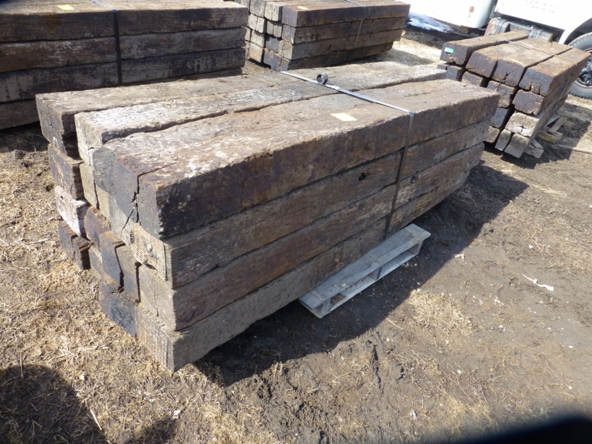 (16) Railroad ties, 16x$