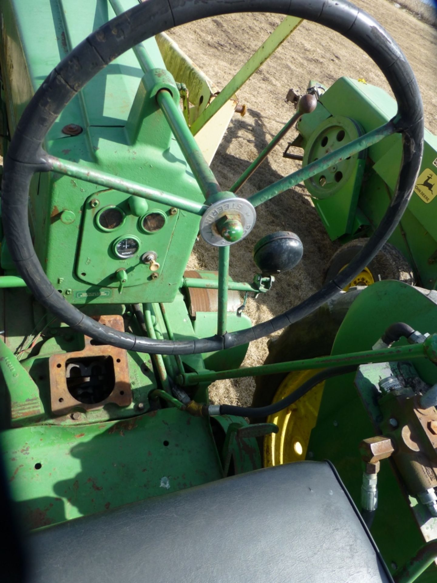 John Deere 60, w.f., gas engine, w/ loader. Missing pin on loader, 3-pt. tranny cover missing - Image 4 of 12