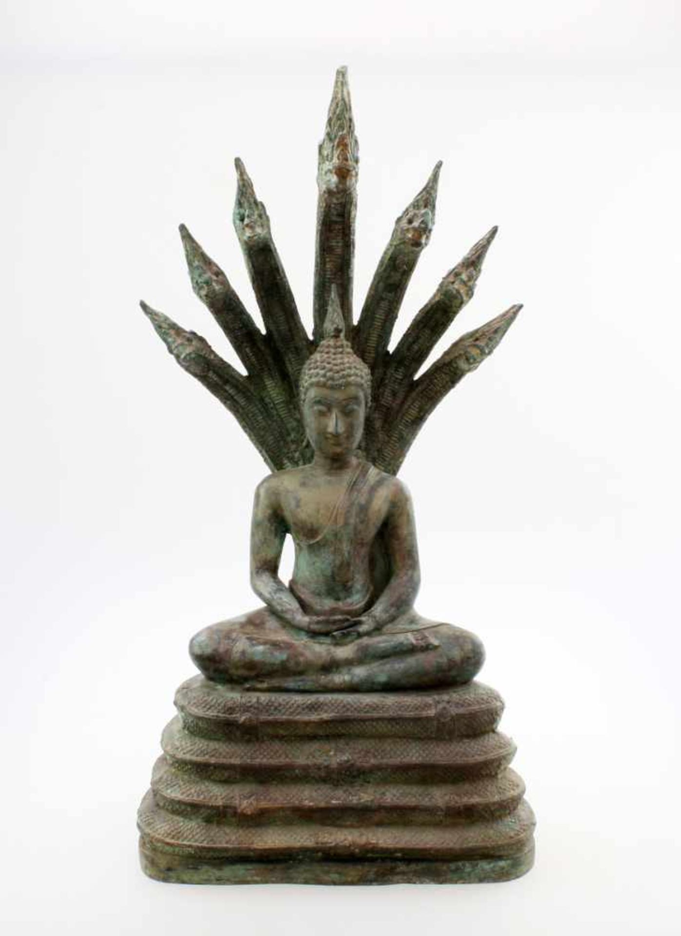 Thailand / Birma - Bronzeskulptur "Buddha wird vom Naga König beschützt" - 19. Jahrhundert