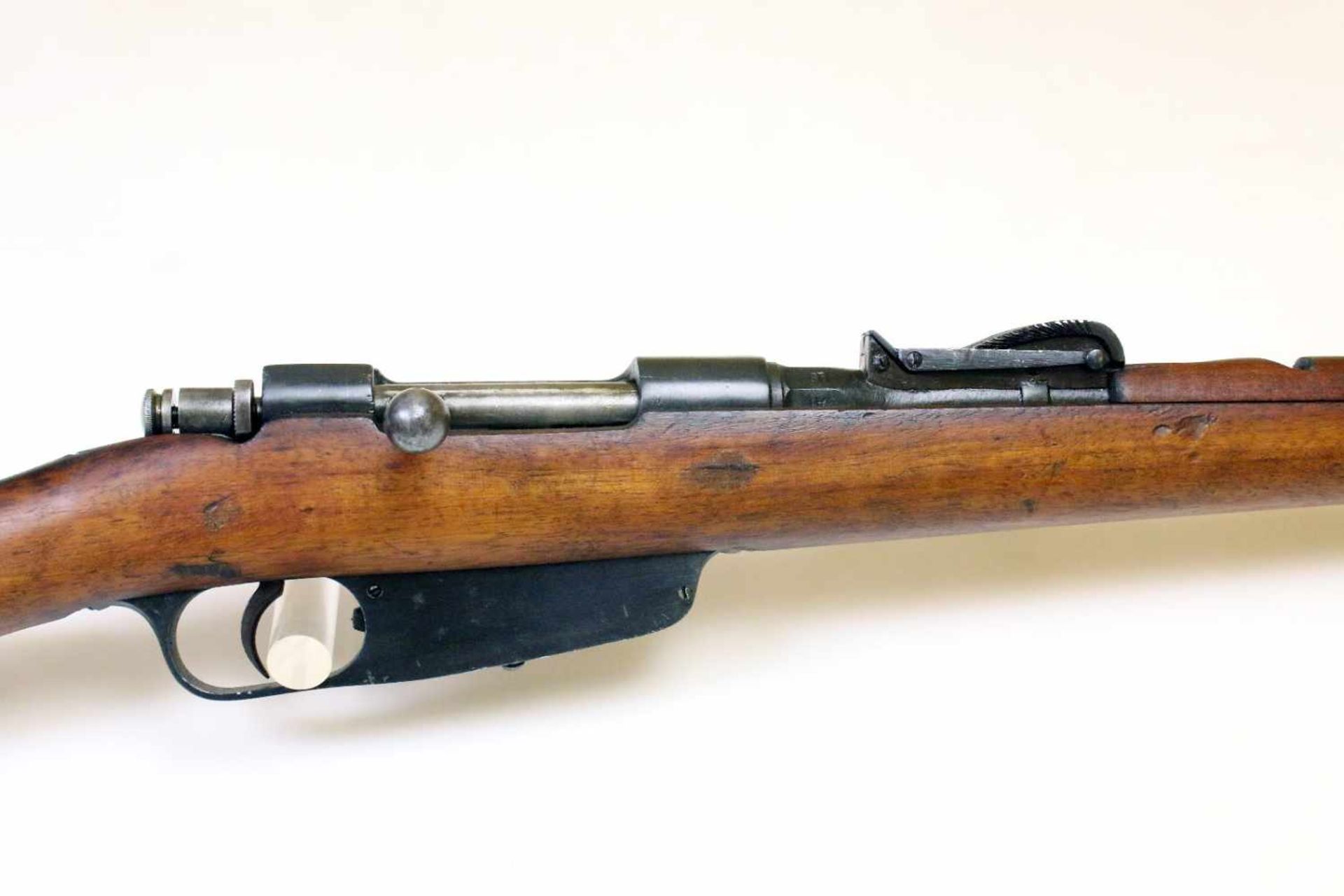 Gewehr Carcano M1891 Cal. 6,5 x 52mm, Laufseele matt, rauh. Auf der Laufwurzel bez. "Terni / 18", - Bild 2 aus 11