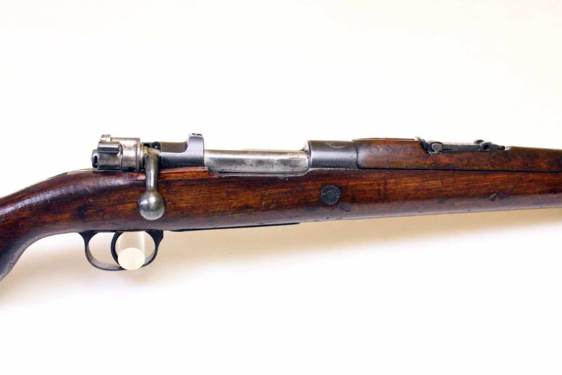 Kurzgewehr FN Mod. 1935 Cal. 7,65 x 53mm, Lauf rauh, Nr. 3301, Schloss nummerngleich. Auf der - Bild 2 aus 11