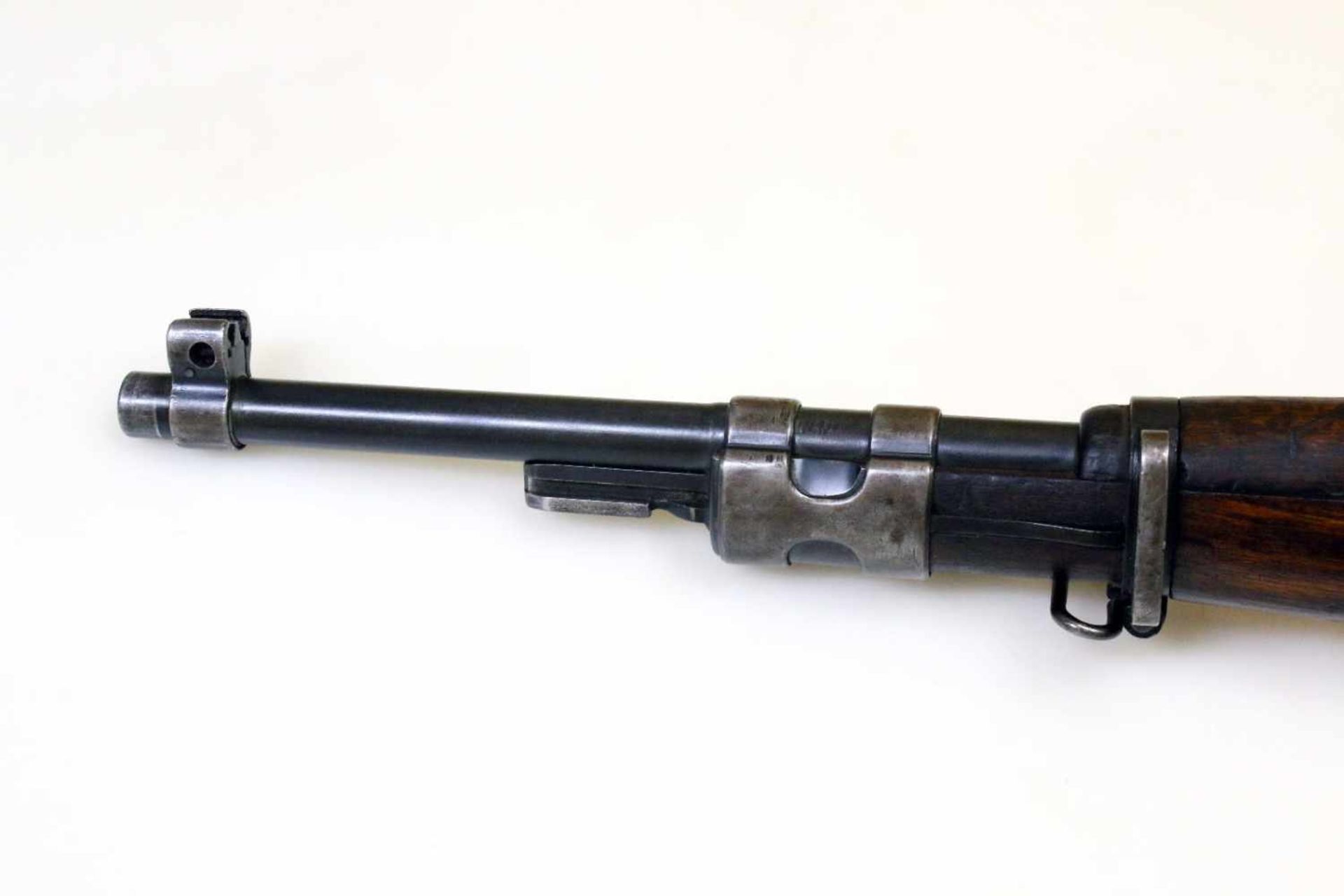 Kurzgewehr FN Mod. 1935 Cal. 7,65 x 53mm, Lauf rauh, Nr. 3301, Schloss nummerngleich. Auf der - Bild 9 aus 11