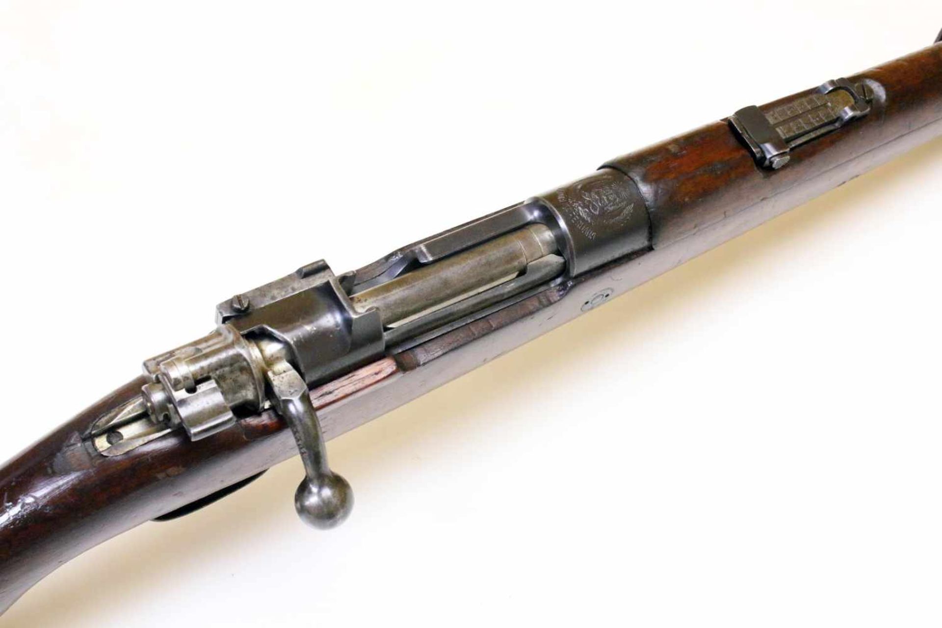 Kurzgewehr FN Mod. 1935 Cal. 7,65 x 53mm, Lauf rauh, Nr. 3301, Schloss nummerngleich. Auf der - Bild 3 aus 11