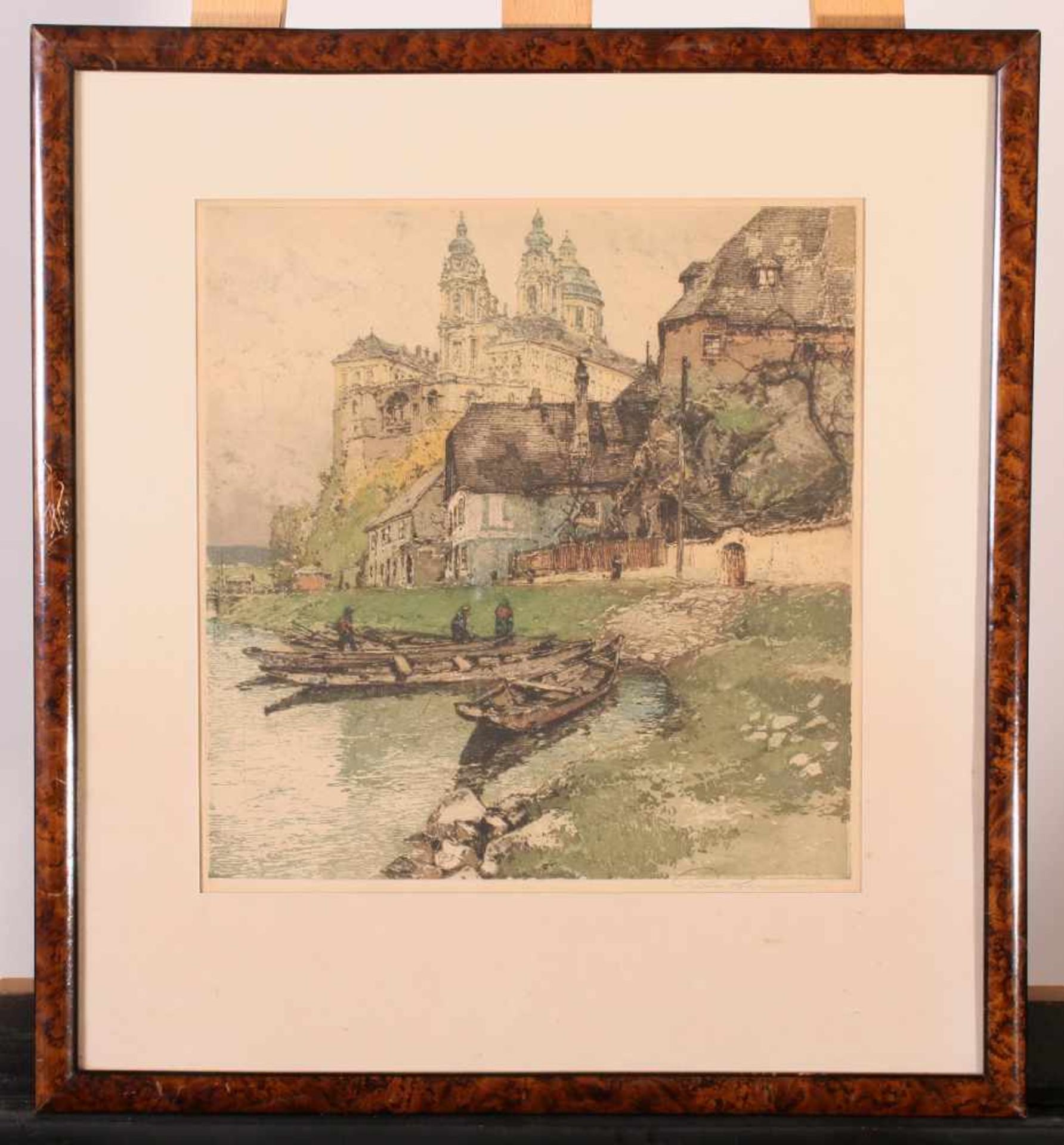 Colorierte Radierung "Stift Melk Österreich" - Luigi Kasimir (1881-1962) Mehrere Fischerboote am - Image 2 of 2