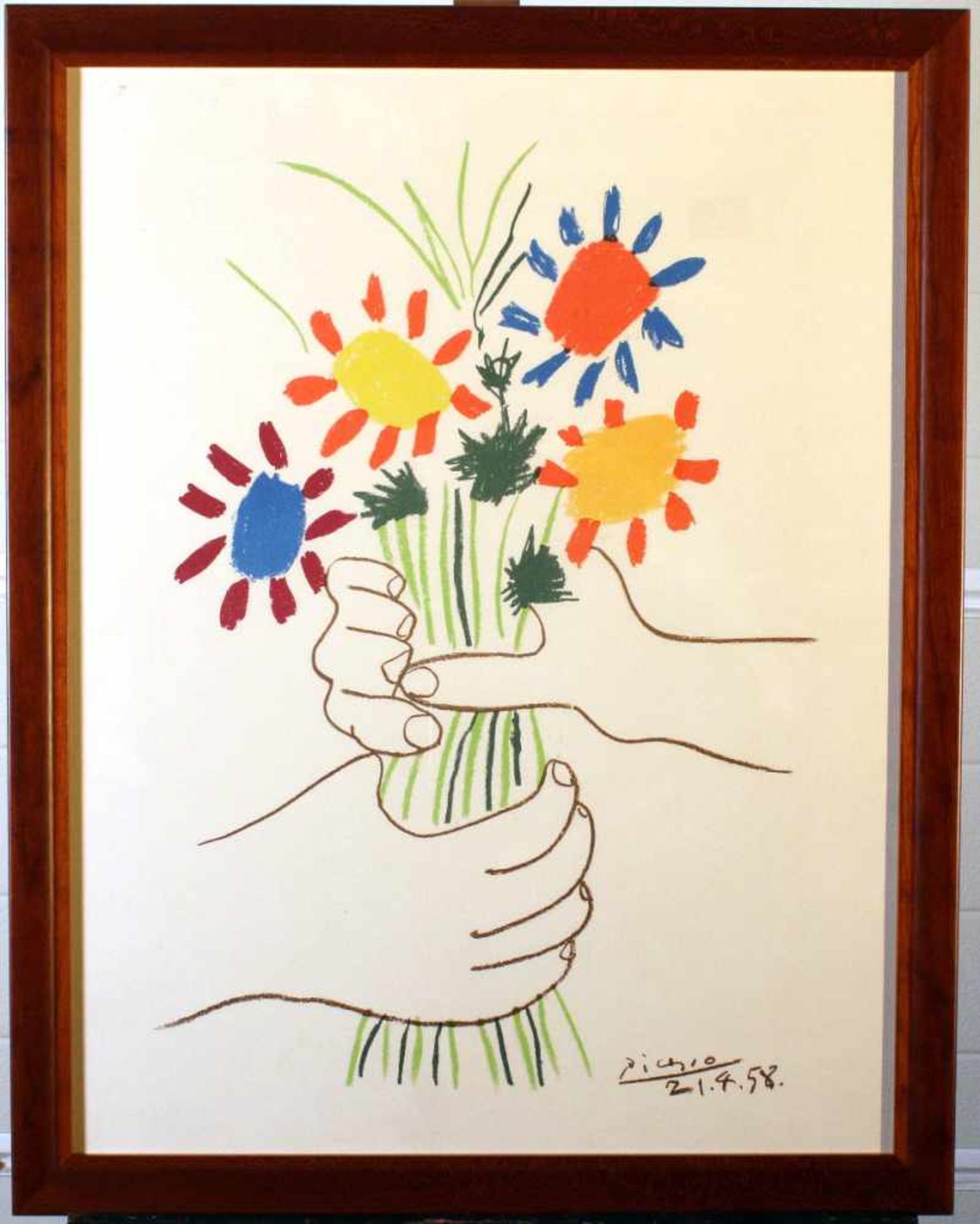 "Hände mit Blumenstrauß" - Pablo Picasso (1881-1973) Farblithografie auf Büttenpapier. Das Kunstwerk - Bild 2 aus 3