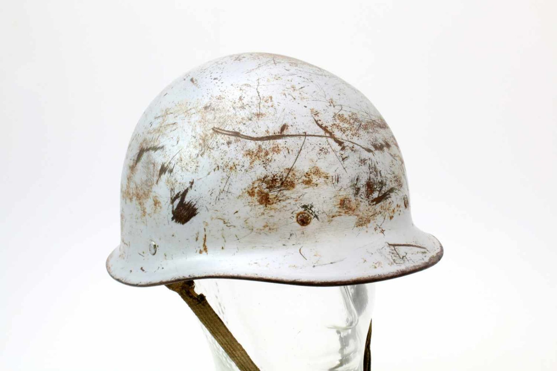 USA - Modifizierter Stahlhelm M1 Der Helm entgegen der U.S.-Version mit Lederinnenausstattung