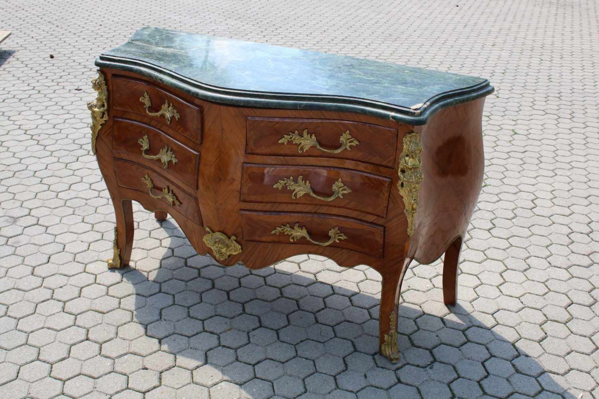 Elegante Barock Kommode Im Stil um 1780, Palisander furniert, ausgestattet mit 6 Schubladen und - Bild 2 aus 8