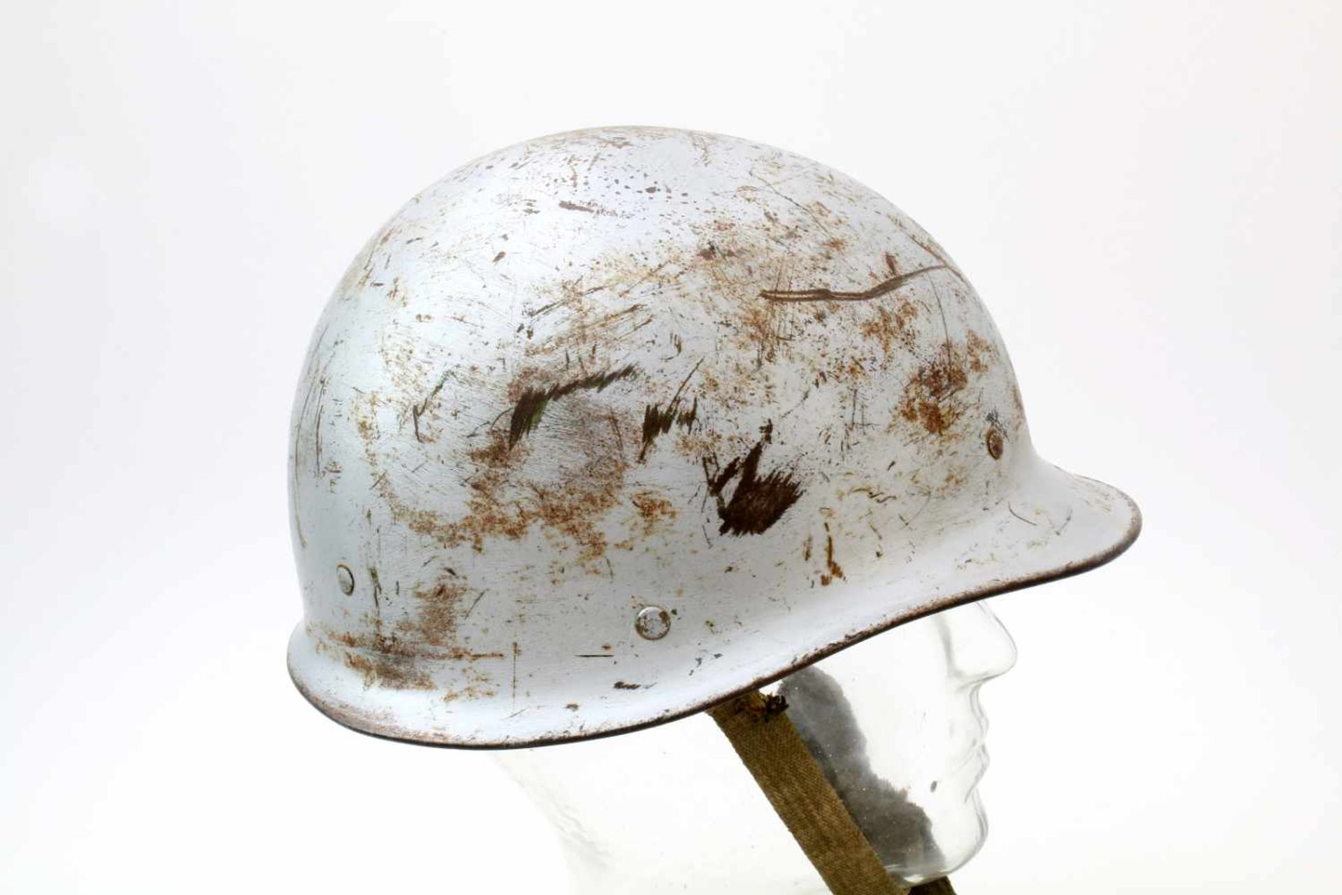 USA - Modifizierter Stahlhelm M1 Der Helm entgegen der U.S.-Version mit Lederinnenausstattung - Bild 2 aus 5