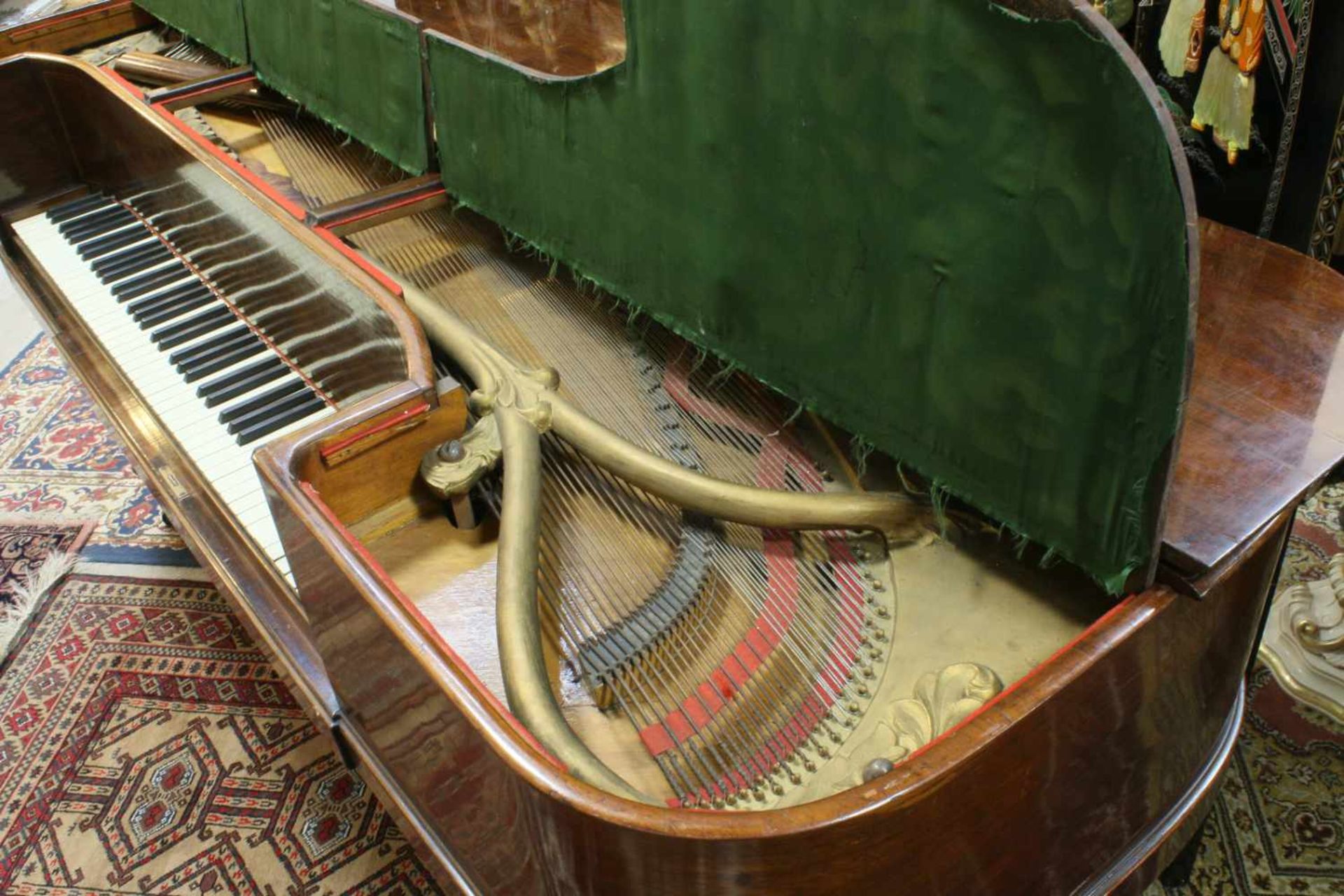 Flügel - Grand Piano - Carl Alpers KopenhagenFlügel Ende 19. Jh., Nussbaumholz, innen Metallrahmen - Bild 4 aus 12