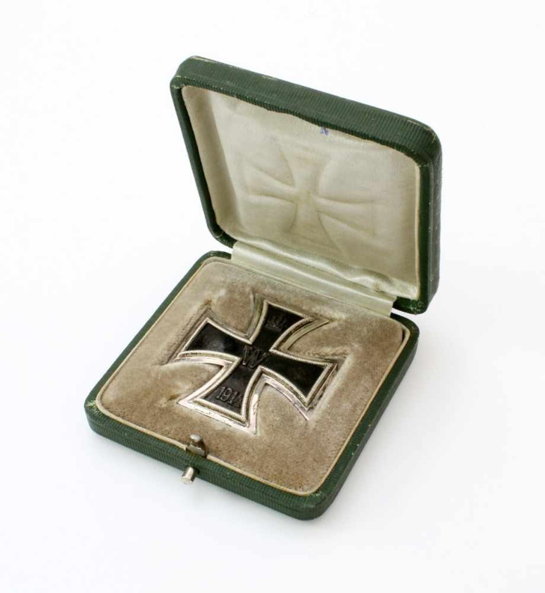 1. Weltkrieg - Eisernes Kreuz 1. Klasse 1914Gewölbte Ausführung, runde Nadel, Zarge gepunzt "D.R.G. - Bild 3 aus 3
