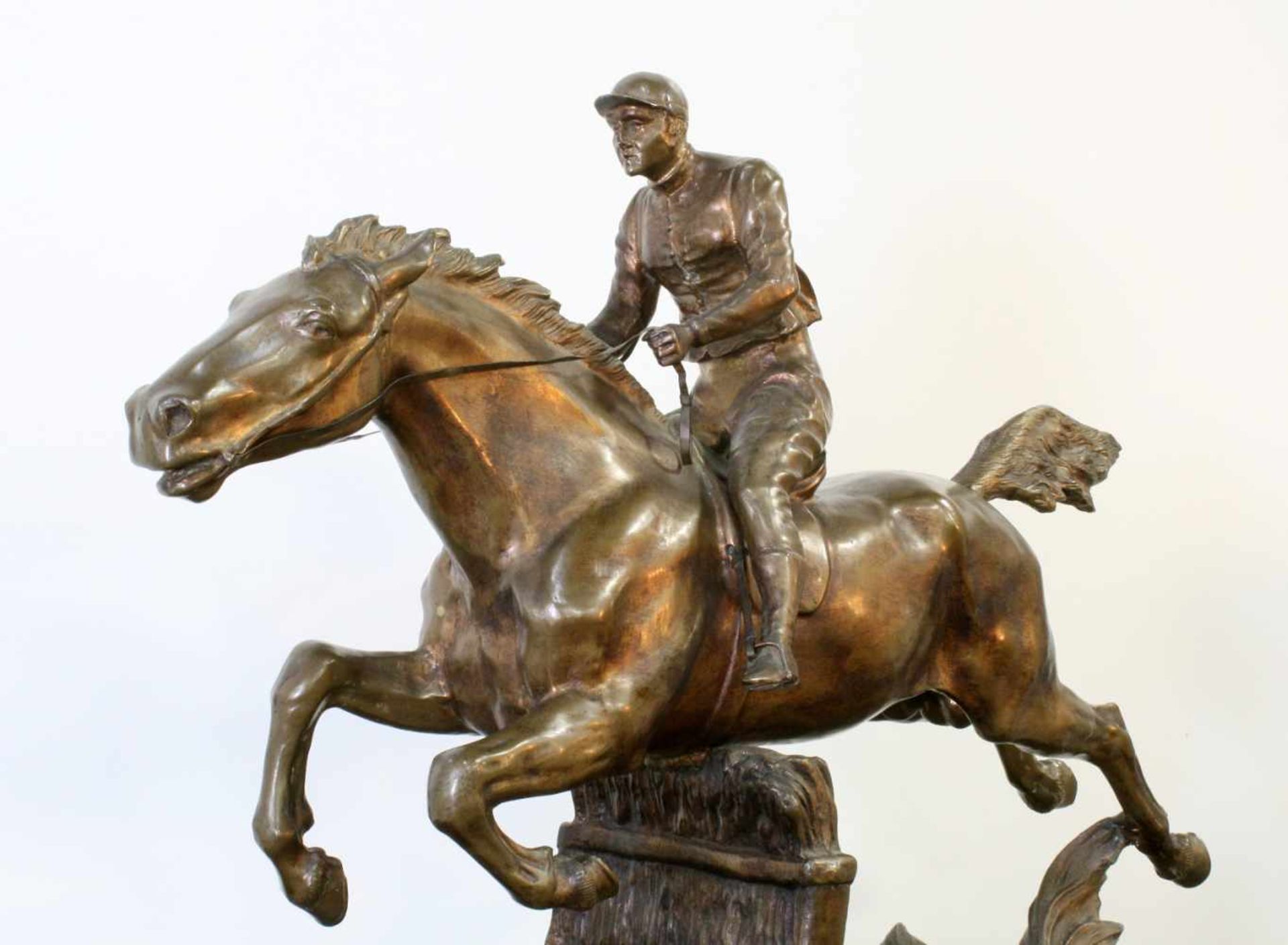 Bronzeskulptur "Jockey im Hürdenrennen" nach Isidor Jules Bonheur (1827-1901)Die Skulptur aus Bronze - Bild 2 aus 5