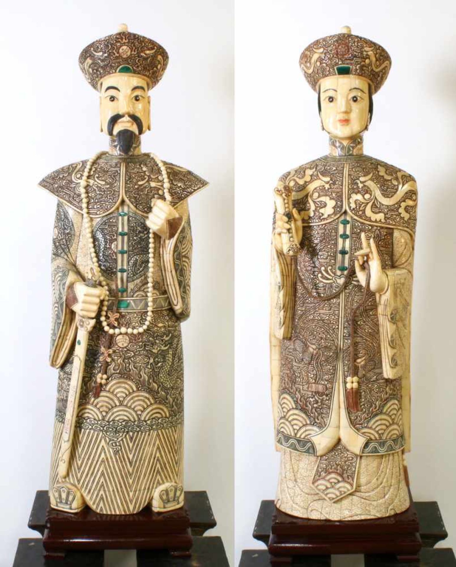 China - 2 imposante Skulpturen "Chinesisches Kaiserpaar"Die gesamte Skulptur "Chinesischer Kaiser"