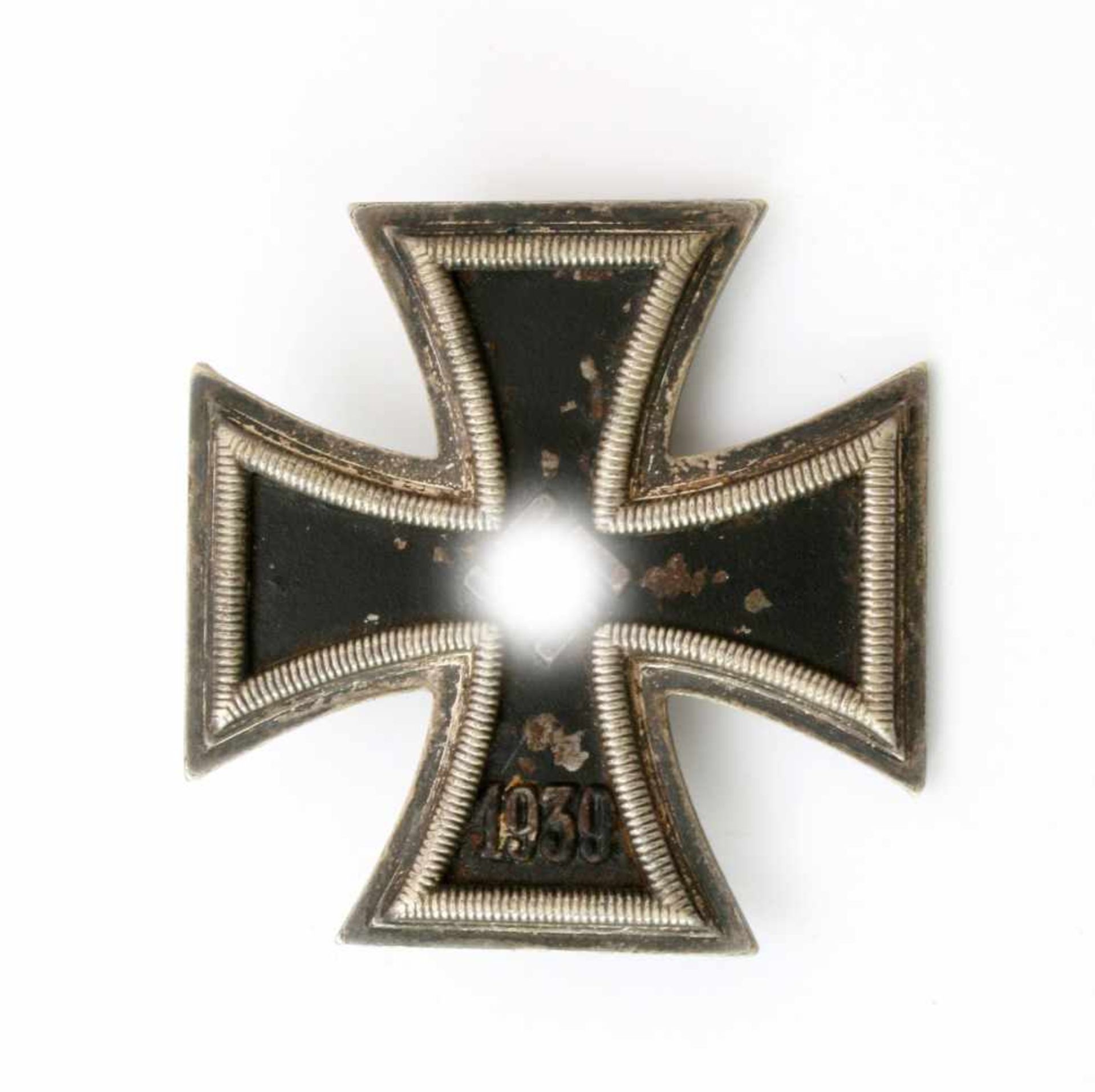 2. Weltkrieg - Eisernes Kreuz 1. Klasse 1939 im EtuiFlache Ausführung, Herst. "6" (Fritz Zimmermann,