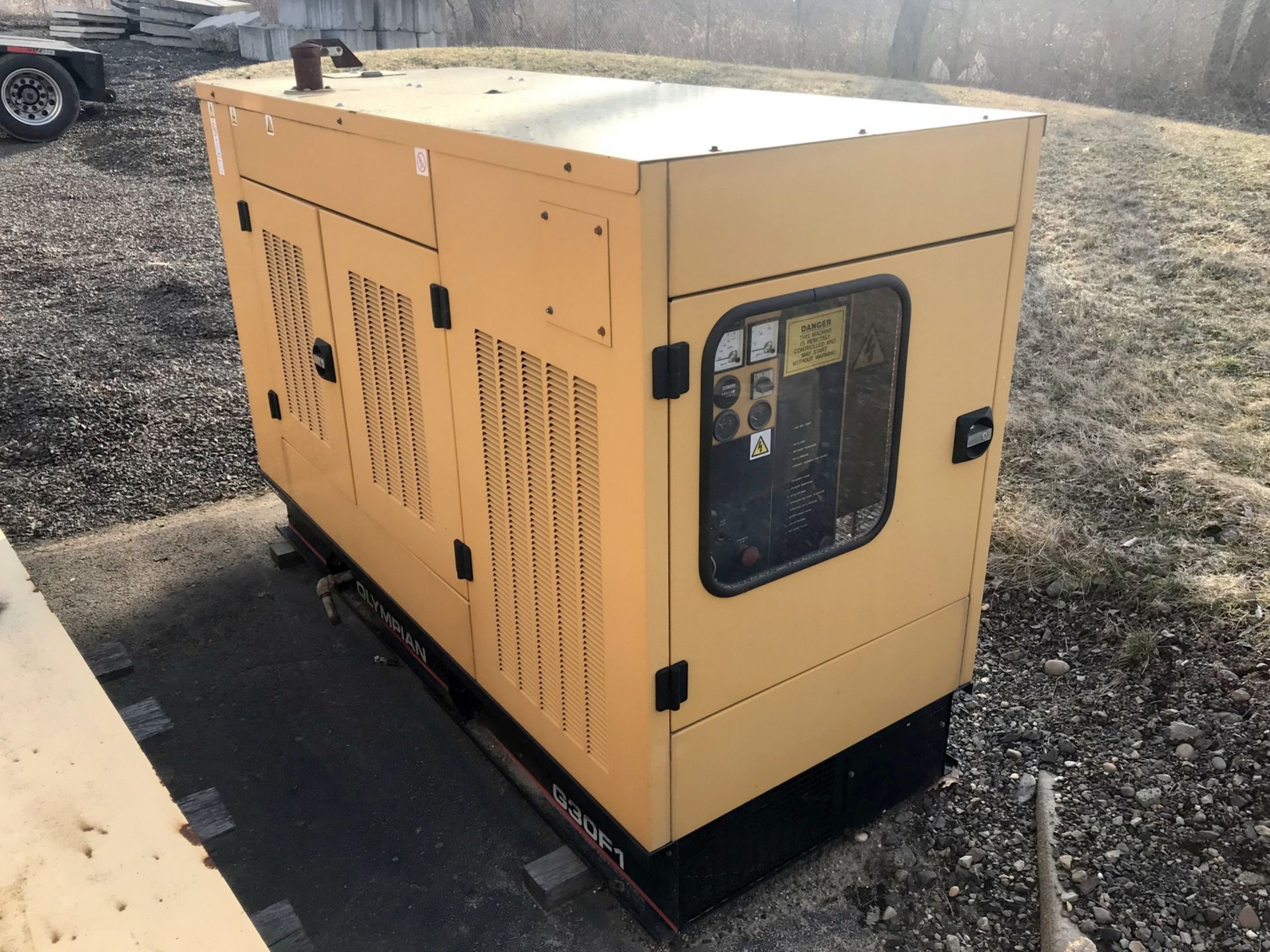 Olympian Mdl. G30F1 Generator, 30kW, Rated Standby Power 37.5kVA, Includes Ford CSg-649I-60007-Z - Image 2 of 11