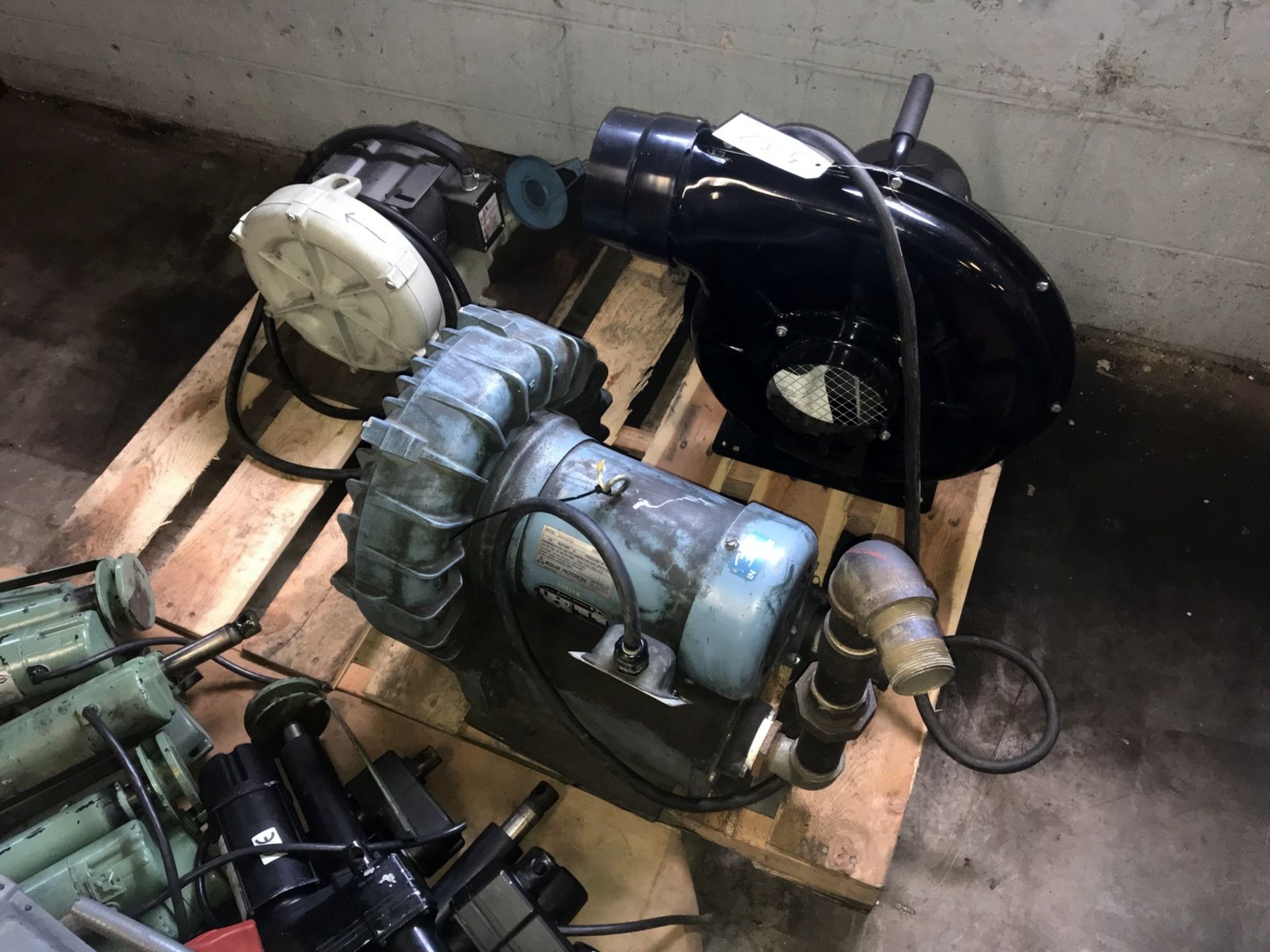 Skid with (1) New Weg Blower and (2) Used Blowers (Located at 8300 National Highway, Pennsauken, - Image 2 of 5