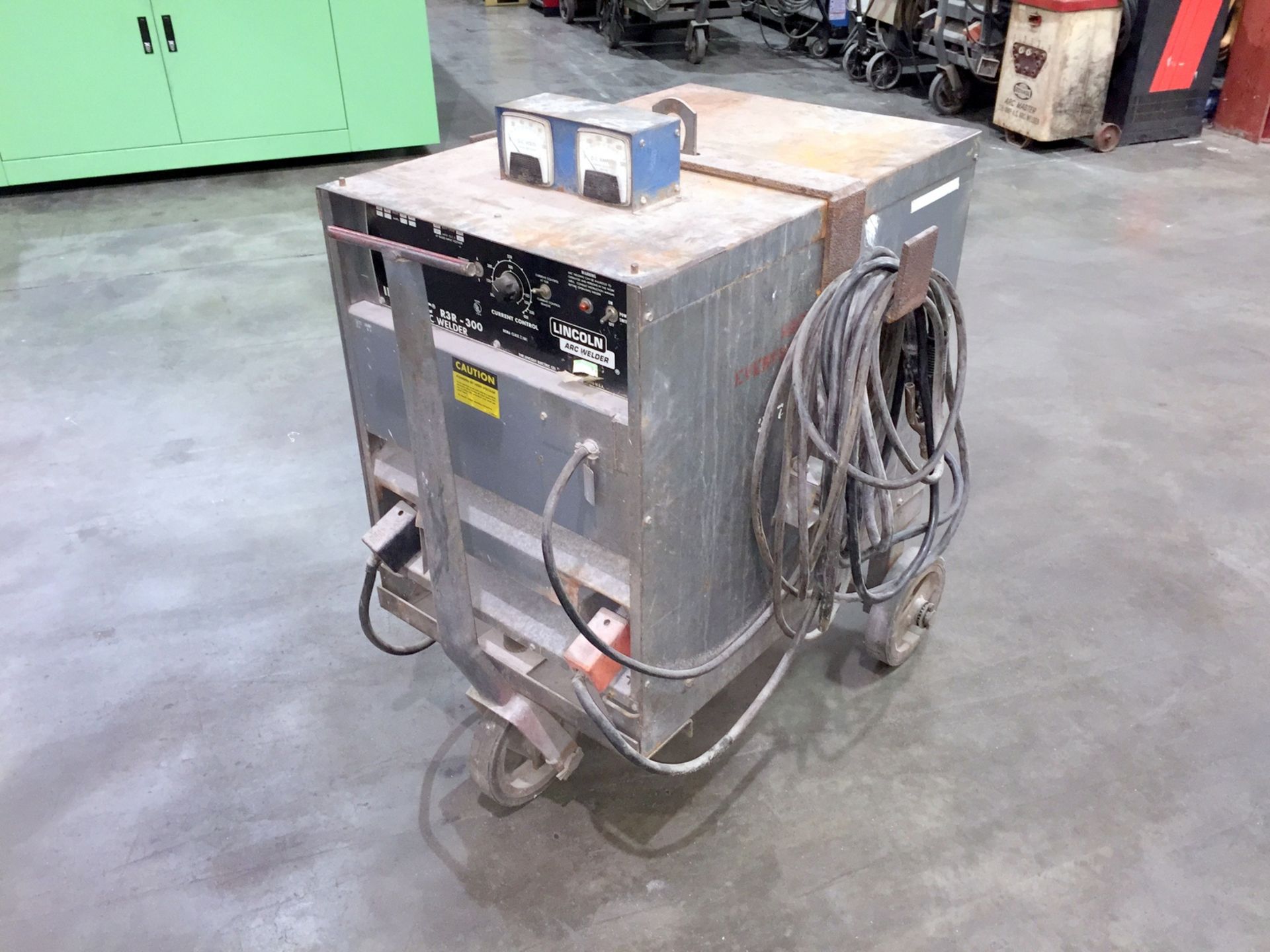 Lincoln Electric IdealArc R3R-300 DC Arc Welder (This Lot is located at 201 Dean Sievers Place,