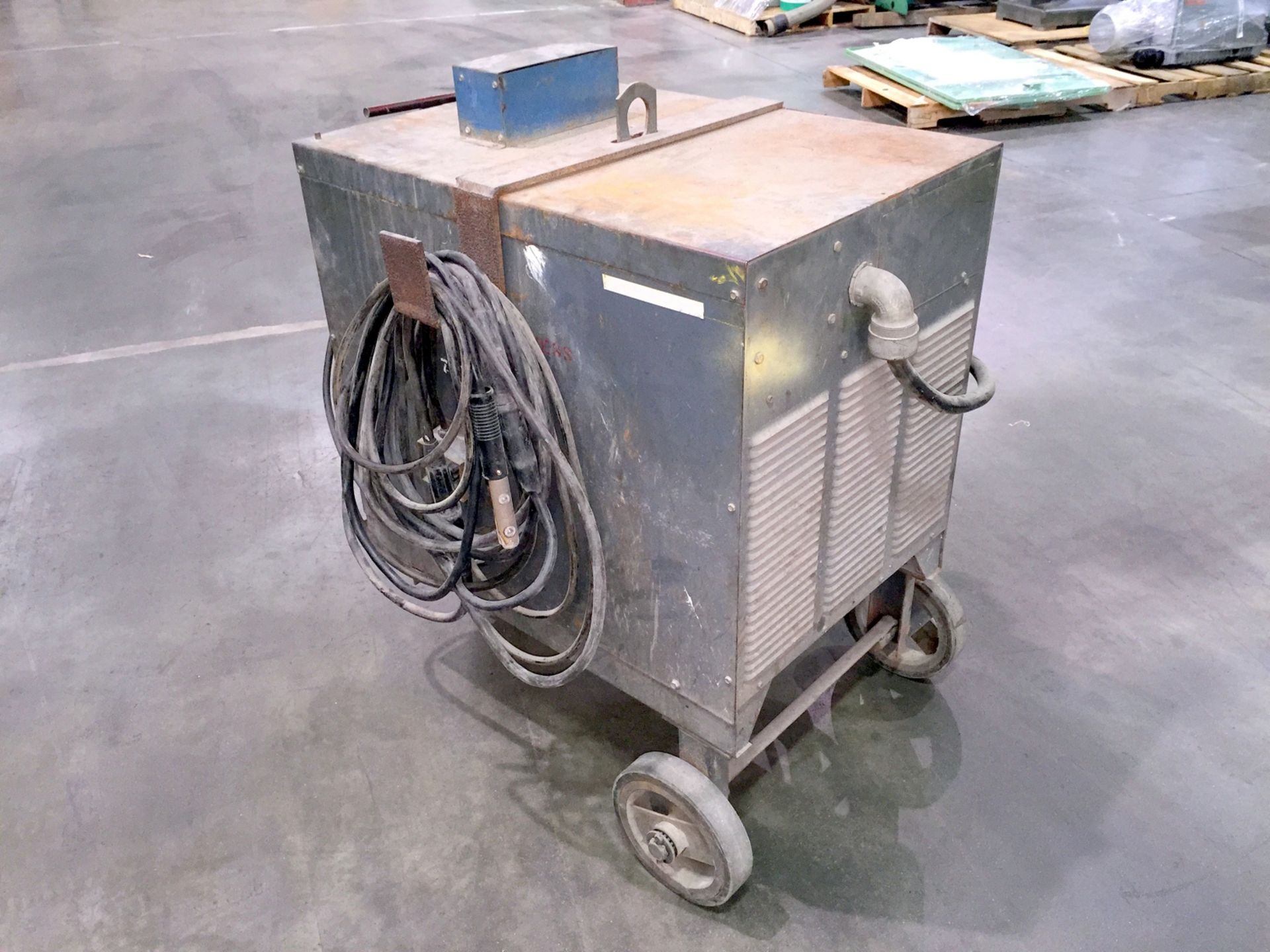 Lincoln Electric IdealArc R3R-300 DC Arc Welder (This Lot is located at 201 Dean Sievers Place, - Image 4 of 8