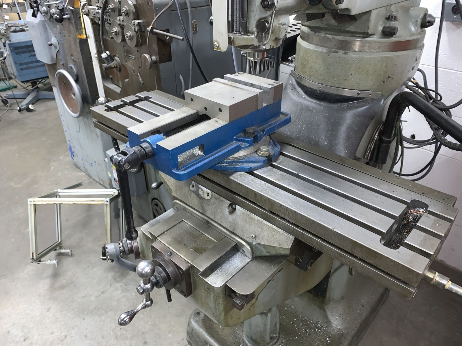 Bridgeport Vertical Milling Machine, Knee Type, 1Hp, 9" x 42" T-Slot Table, Newall Topaz Mill - Image 6 of 9