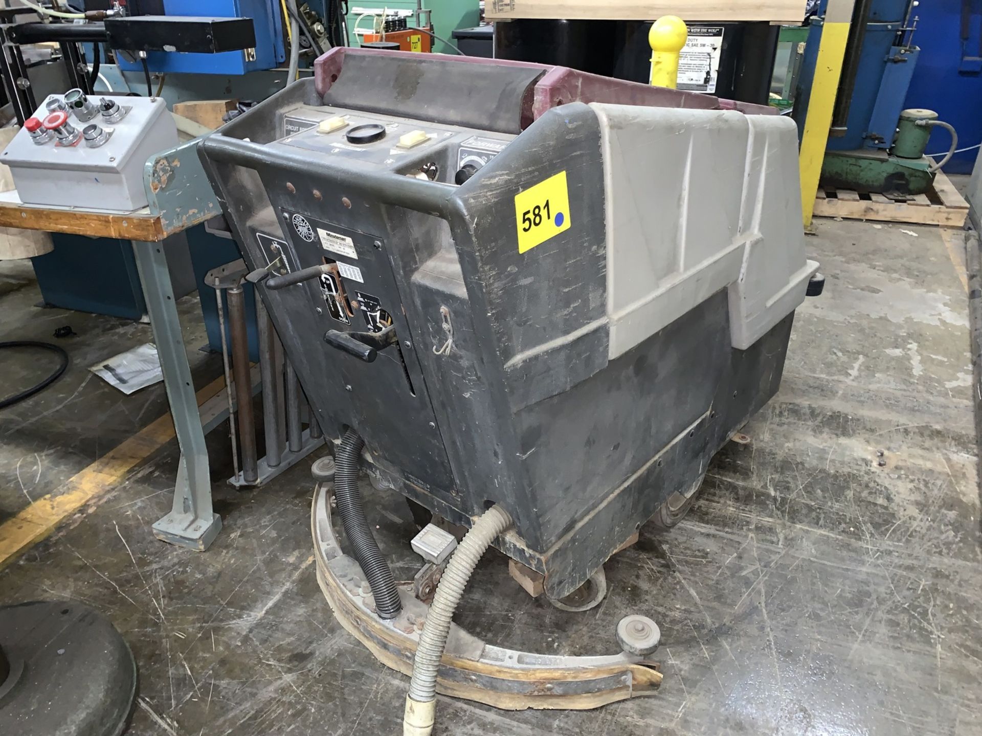 Minuteman Mdl. MC260026 QP 260 Scrubber, 24DC Volts, Walk Behind Type - Image 2 of 7