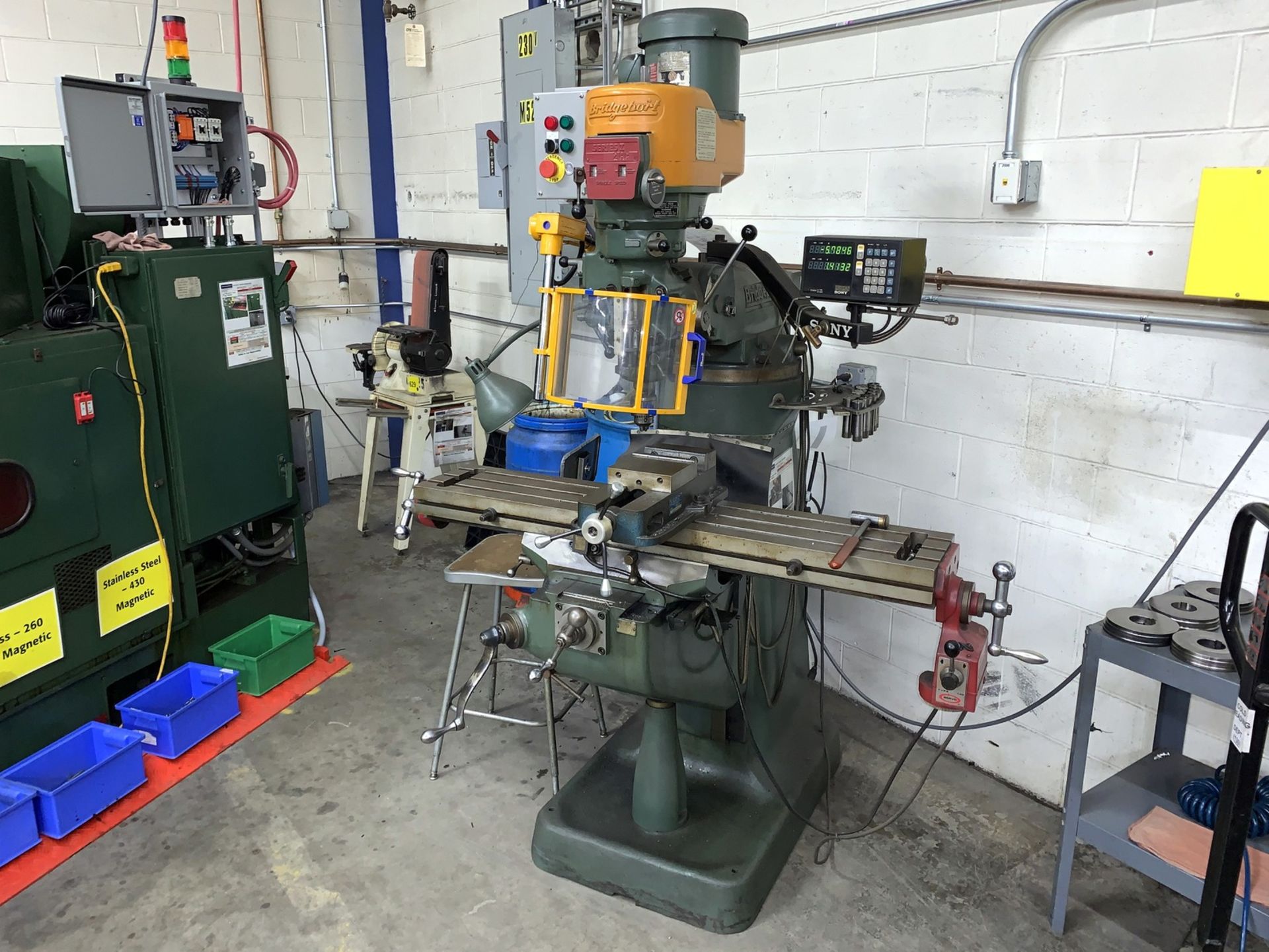 Bridgeport Vertical Milling Machine, Knee Type, 2Hp, 9" x 48" T-Slot Table with Power Cross Feed, - Image 2 of 11