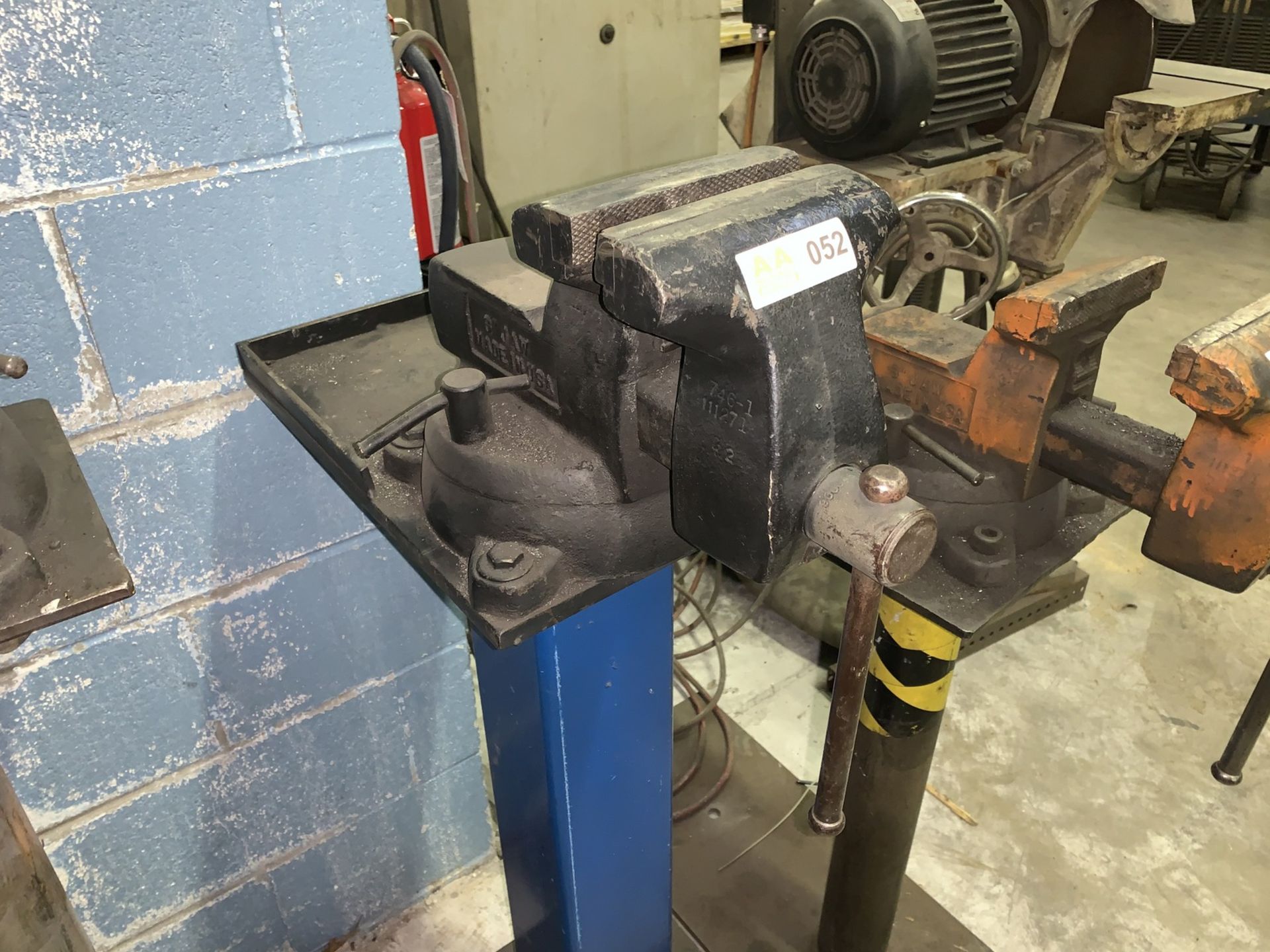 Bench Vise, 6" Jaw, Pedestal Mounted (All Items MUST be Removed by Thursday, December 19, 2019.