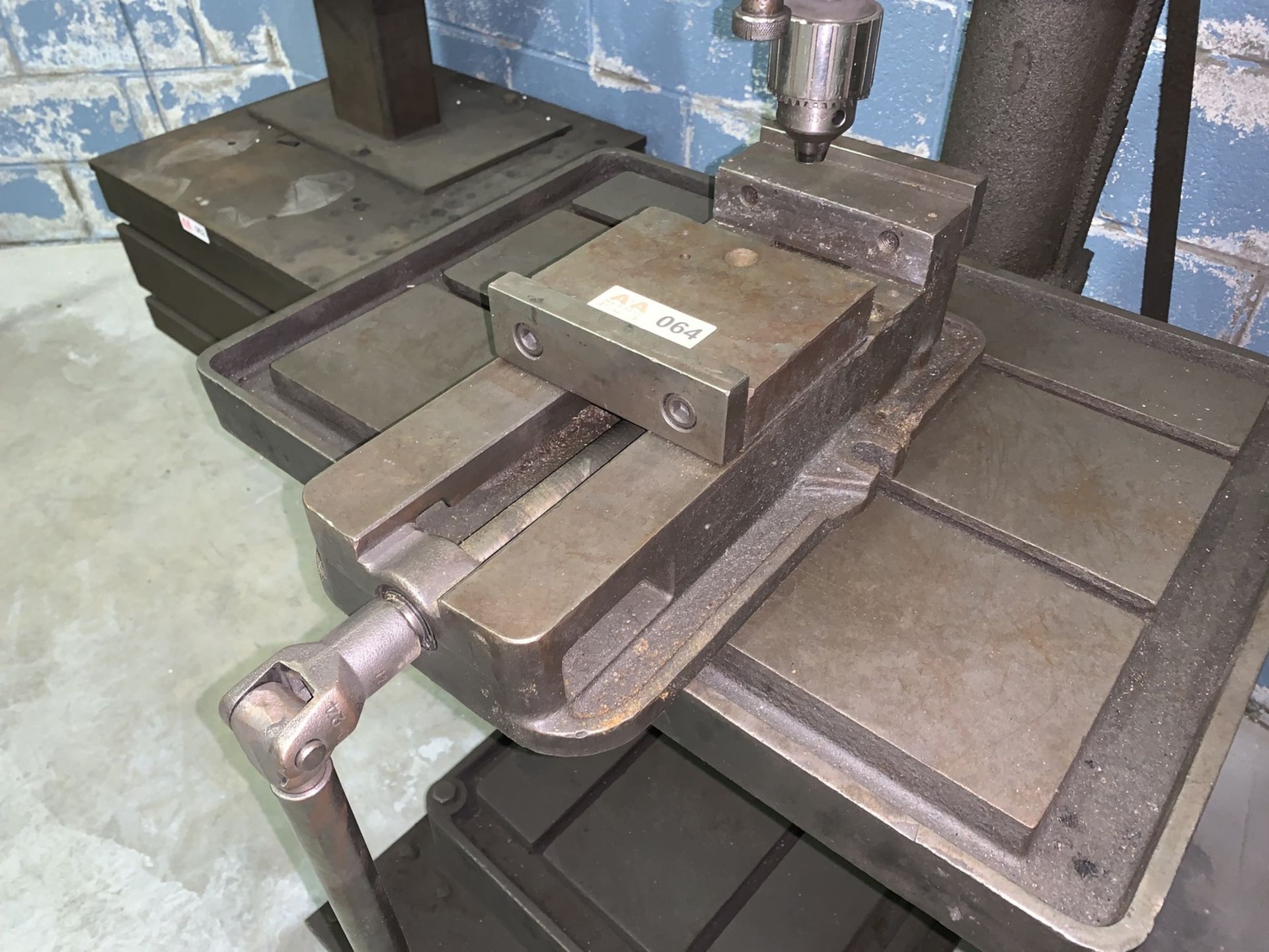 Milling Machine Vise, 6" Jaws (All Items MUST be Removed by Thursday, December 19, 2019. Buyer is - Image 2 of 2