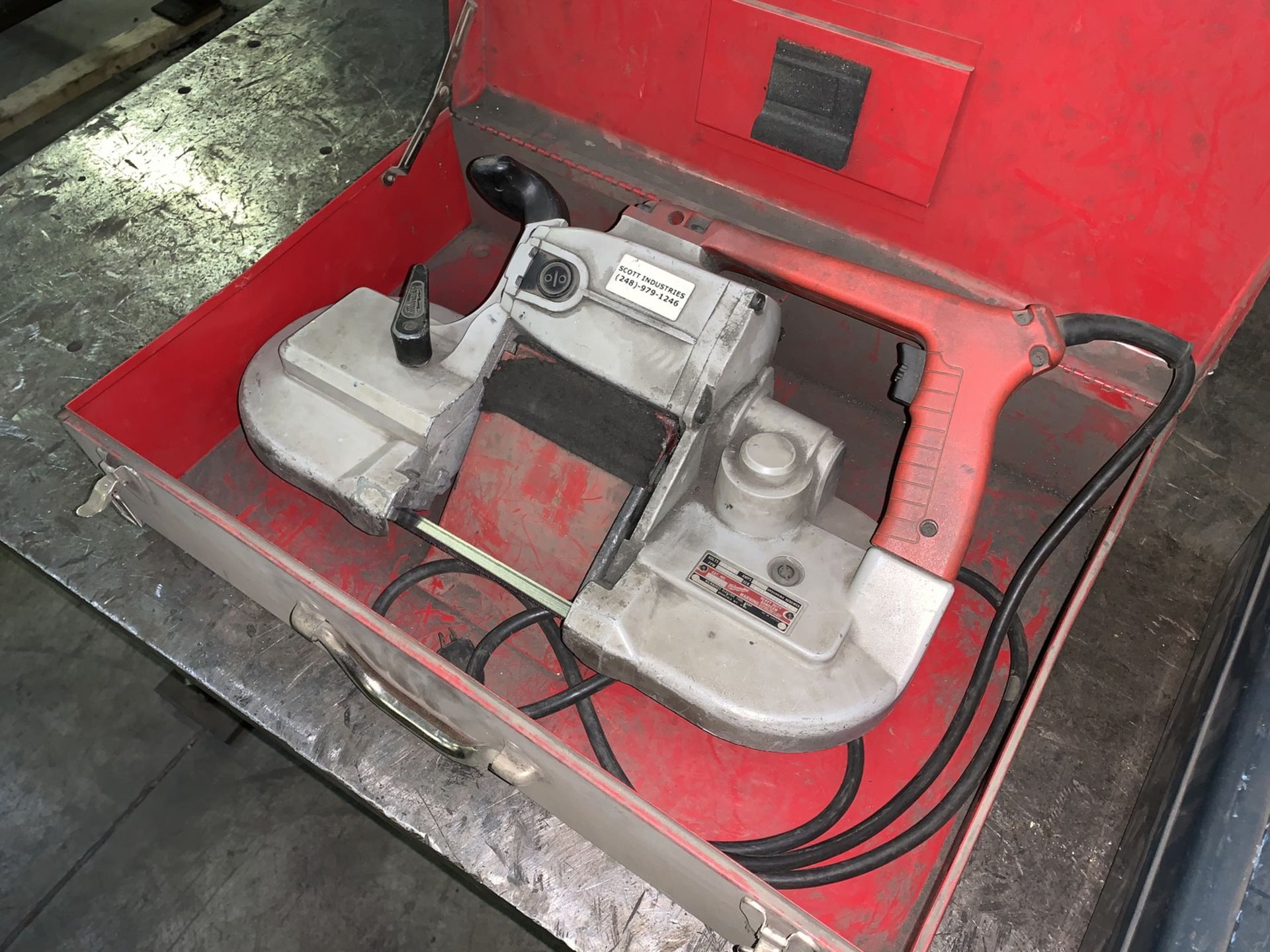 Milwaukee Mdl. 6230 Portable Band Saw with Case (All Items MUST be Removed by Thursday, December 19, - Image 2 of 4