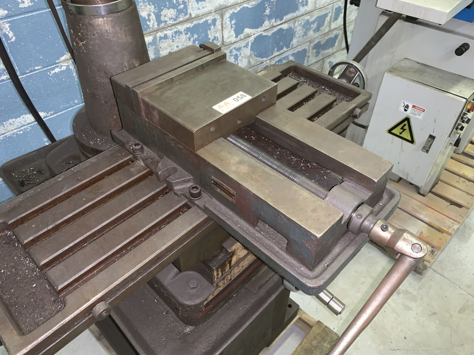 Milling Machine Vise, 8" Jaws (All Items MUST be Removed by Thursday, December 19, 2019. Buyer is