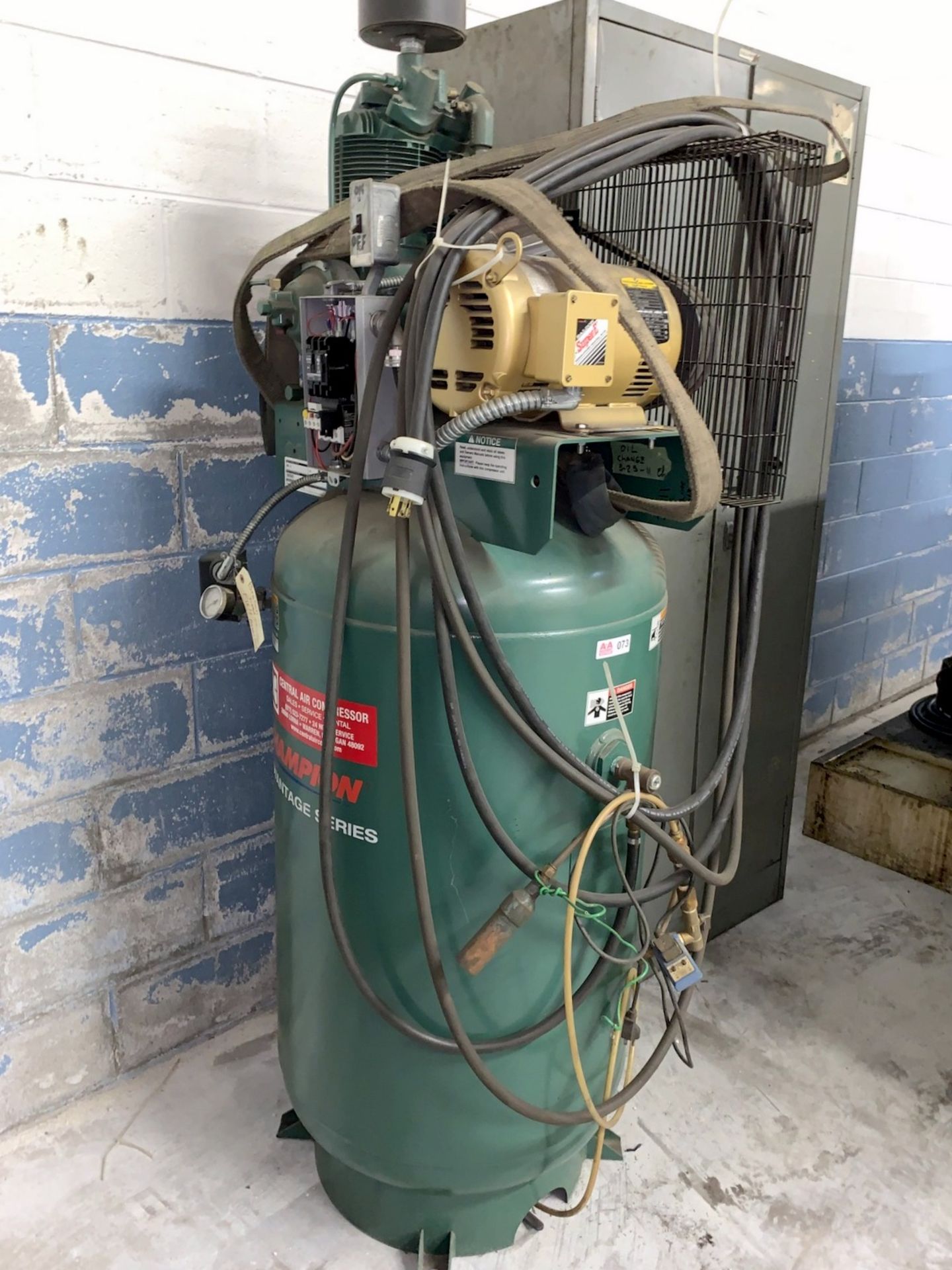 Champion Mdl. VR5-8 Advantage Series Air Compressor, 5Hp, 230V/3Ph, Mounted on a Vertical Air - Image 2 of 7