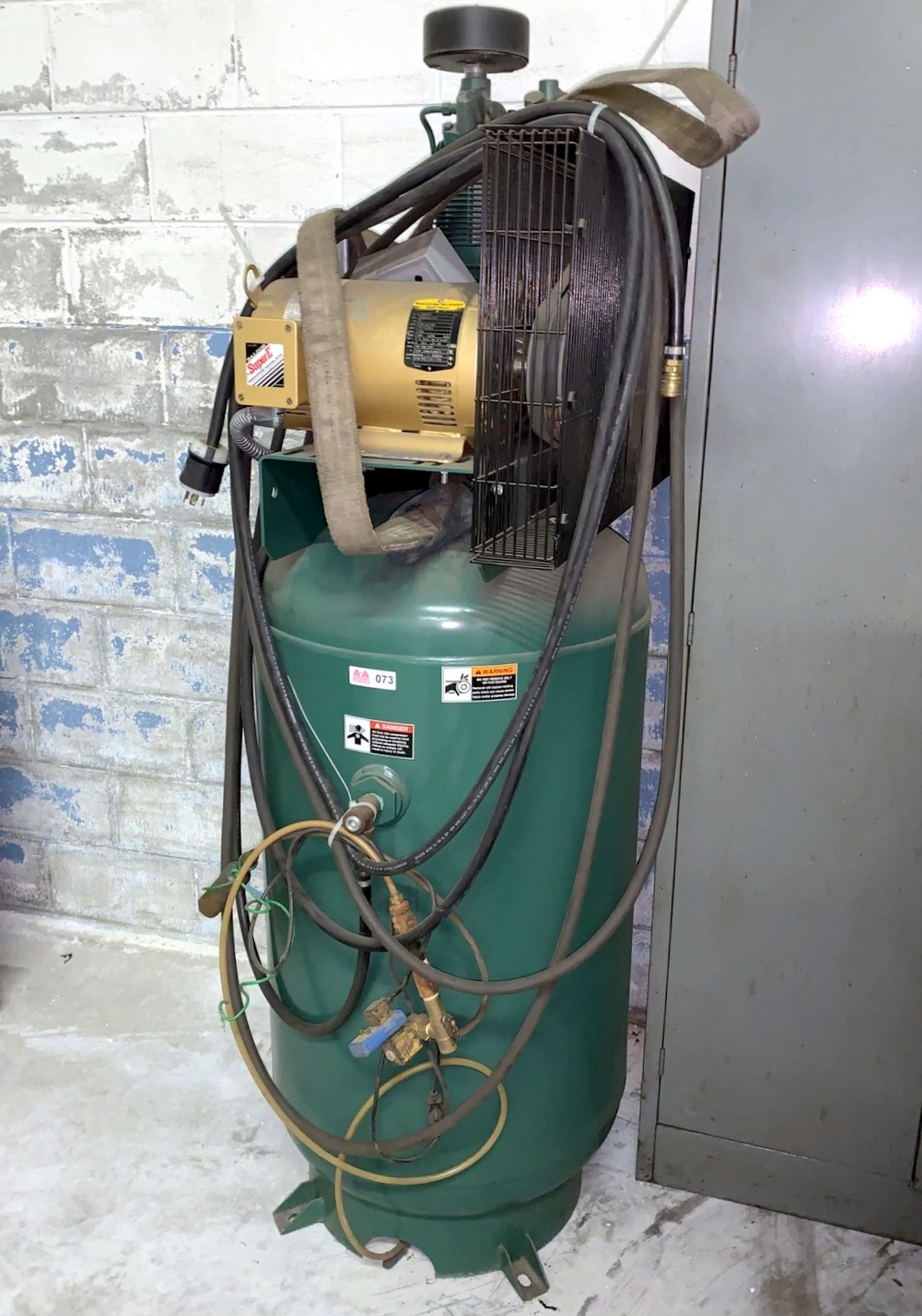 Champion Mdl. VR5-8 Advantage Series Air Compressor, 5Hp, 230V/3Ph, Mounted on a Vertical Air - Image 3 of 7