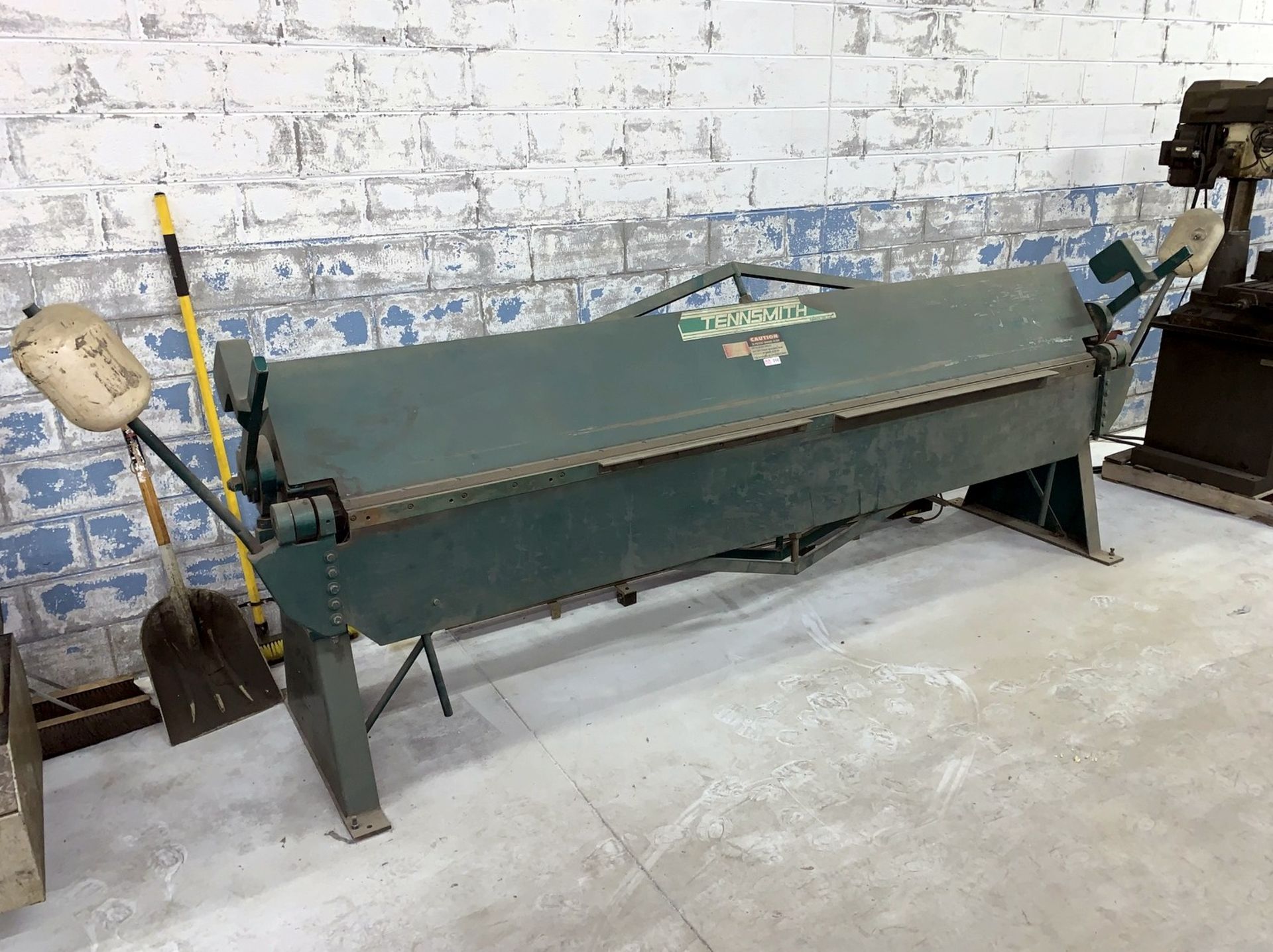 Tennsmith Mdl. HB121 Manual Brake, 10' Capacity, 16 Gauge Soft Steel (All Items MUST be Removed by