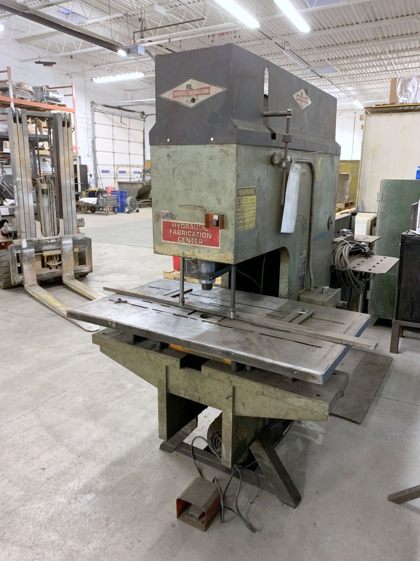 Metal Muncher Mdl. MM-70-18 Fabrication Center, 70-Ton Capacity with Punch, Shear and Corner Notcher - Image 2 of 7