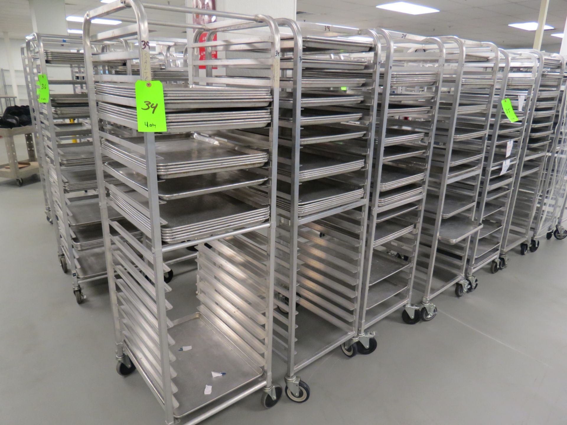 MOBILE BAKER RACKS WITH 18 TRAYS