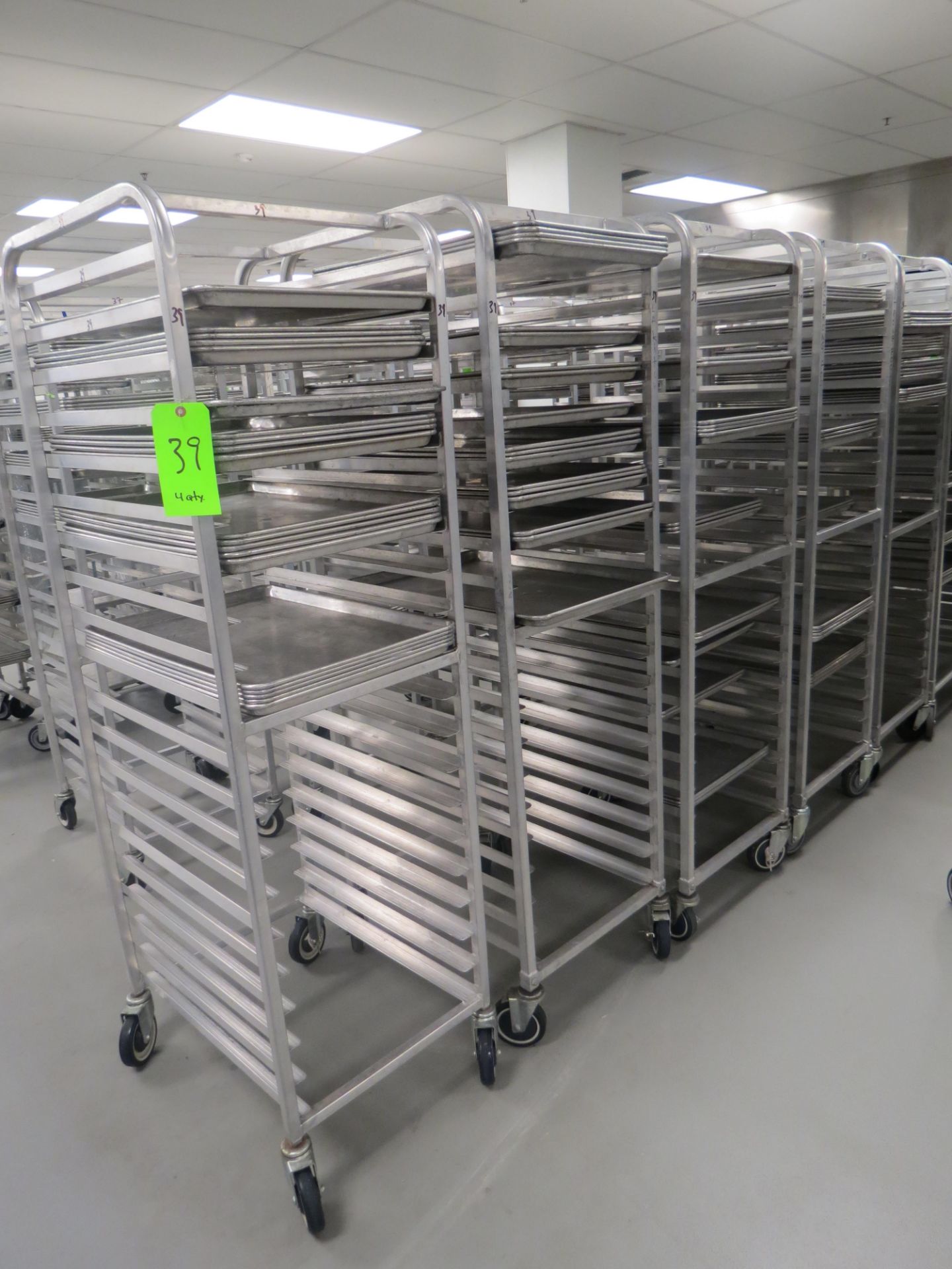 MOBILE BAKER RACKS WITH 18 TRAYS