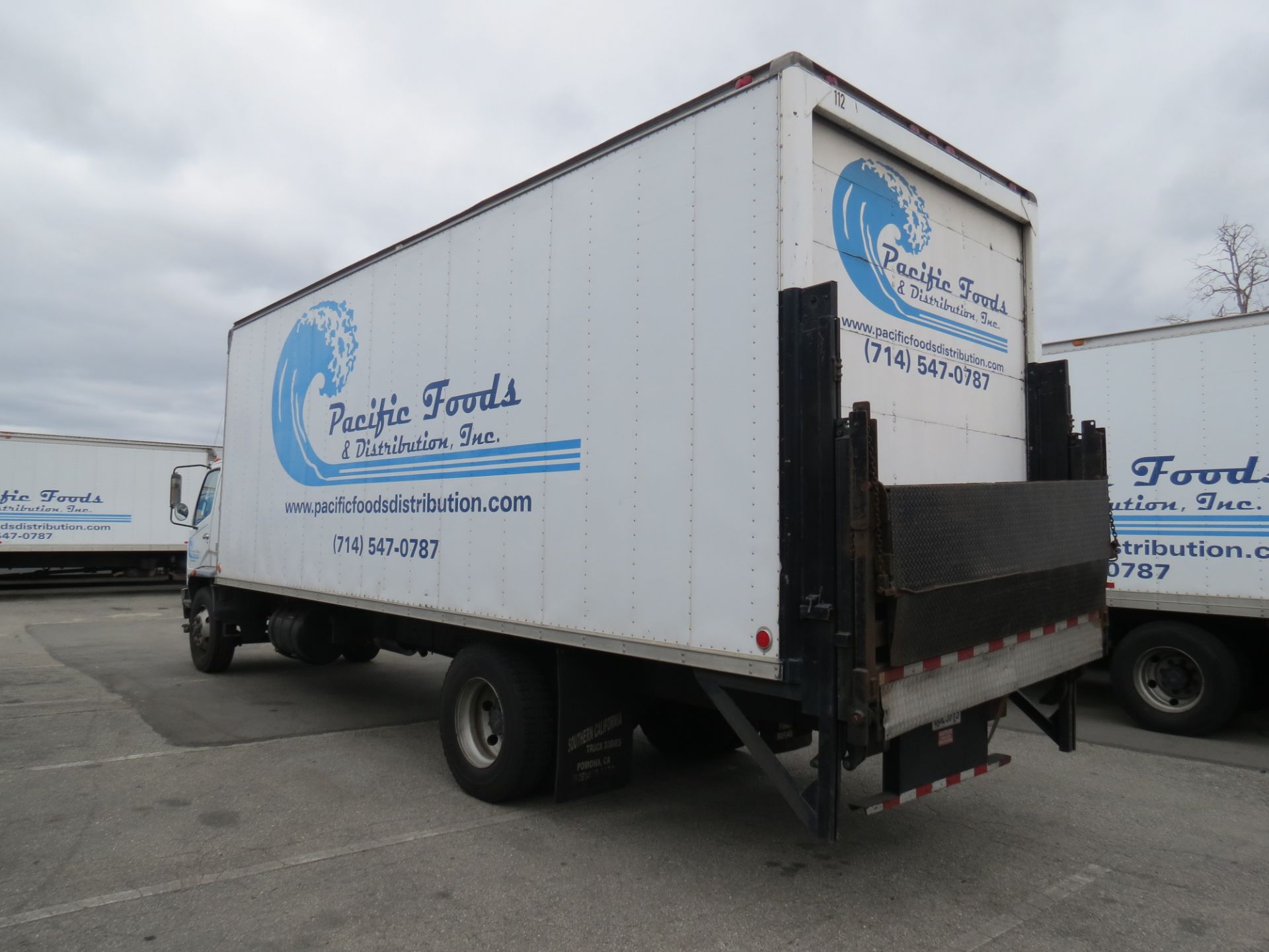 2007 Mitsubishi Fuso 24' FM-260 Box Truck W/Lift Gate, Automatic Transmission, #112, VIN: - Image 4 of 10