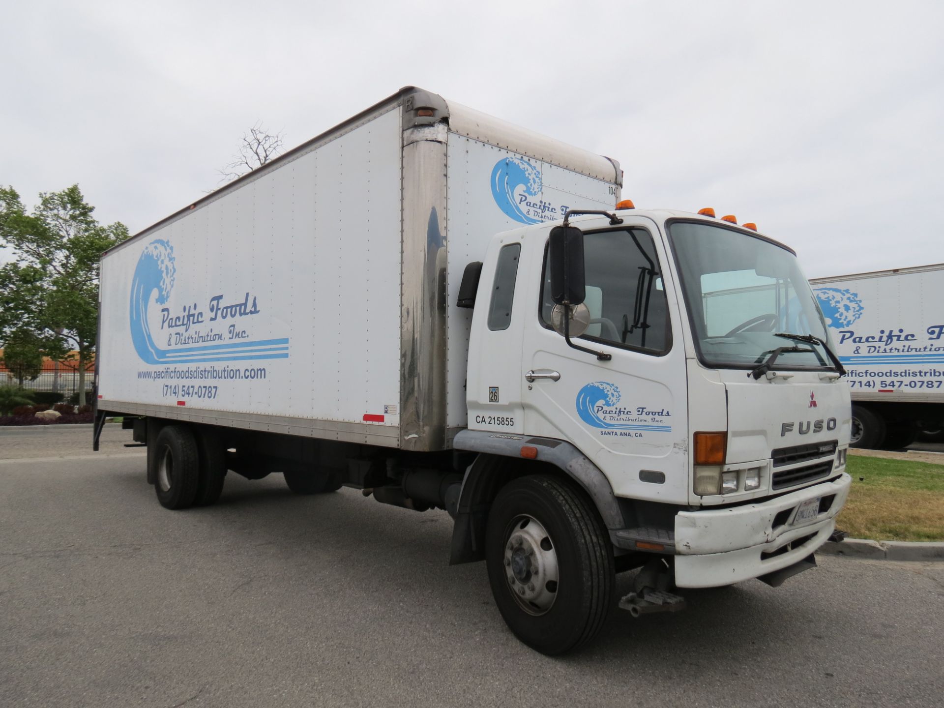 2007 Mitsubishi Fuso 28' FM-260 Box Truck W/Lift Gate, Manual Transmission, #104, VIN: - Image 3 of 11