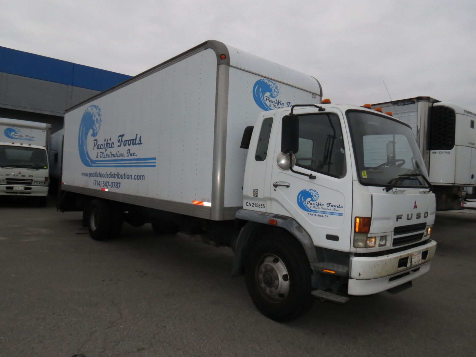 2007 Mitsubishi Fuso 28' FM-260 Box Truck W/Lift Gate, Automatic Transmission, #134, VIN: - Image 2 of 10