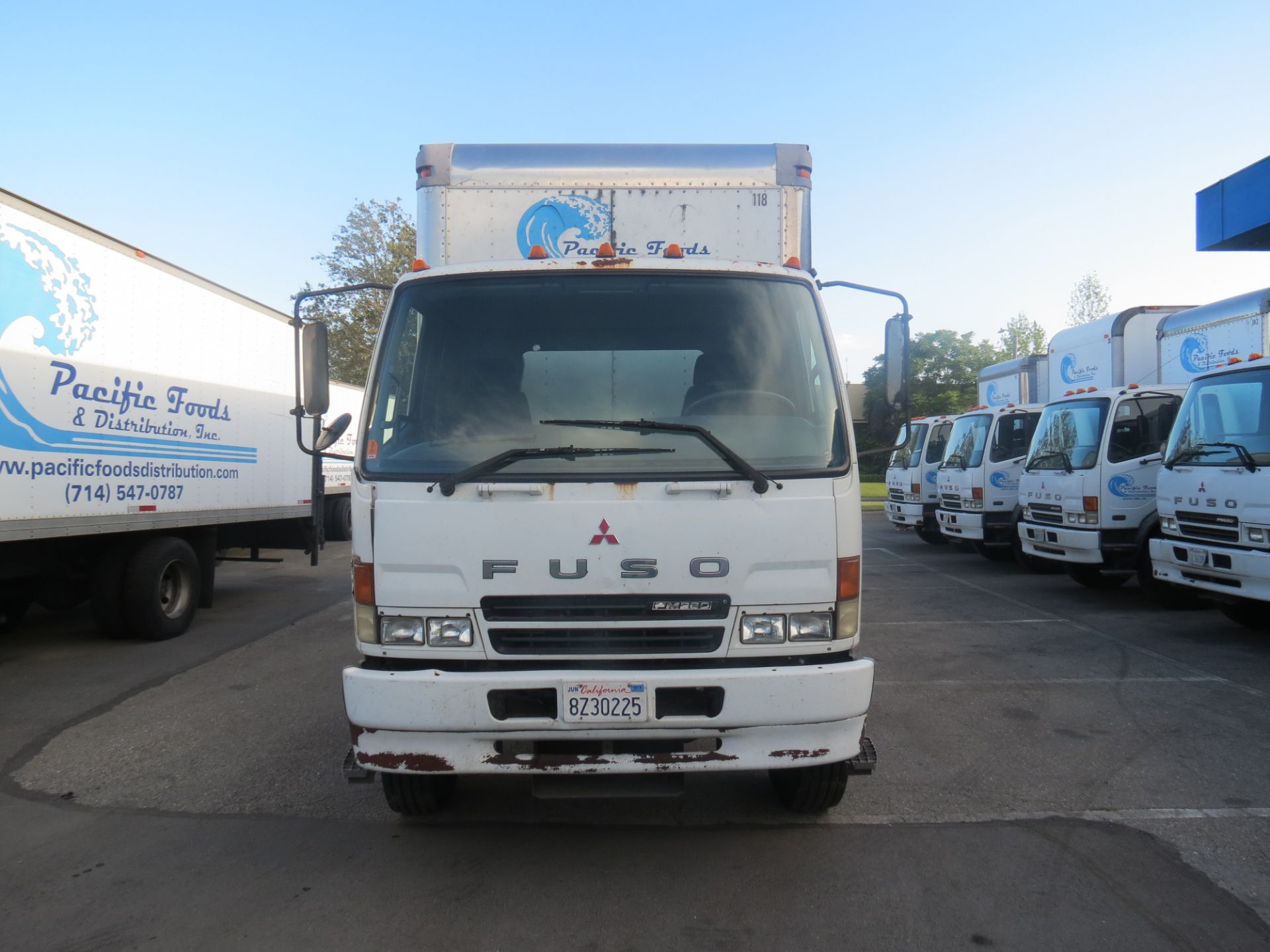 2007 Mitsubishi Fuso 28' FM-260 Box Truck W/Lift Gate, Manual Transmission, #118, VIN: