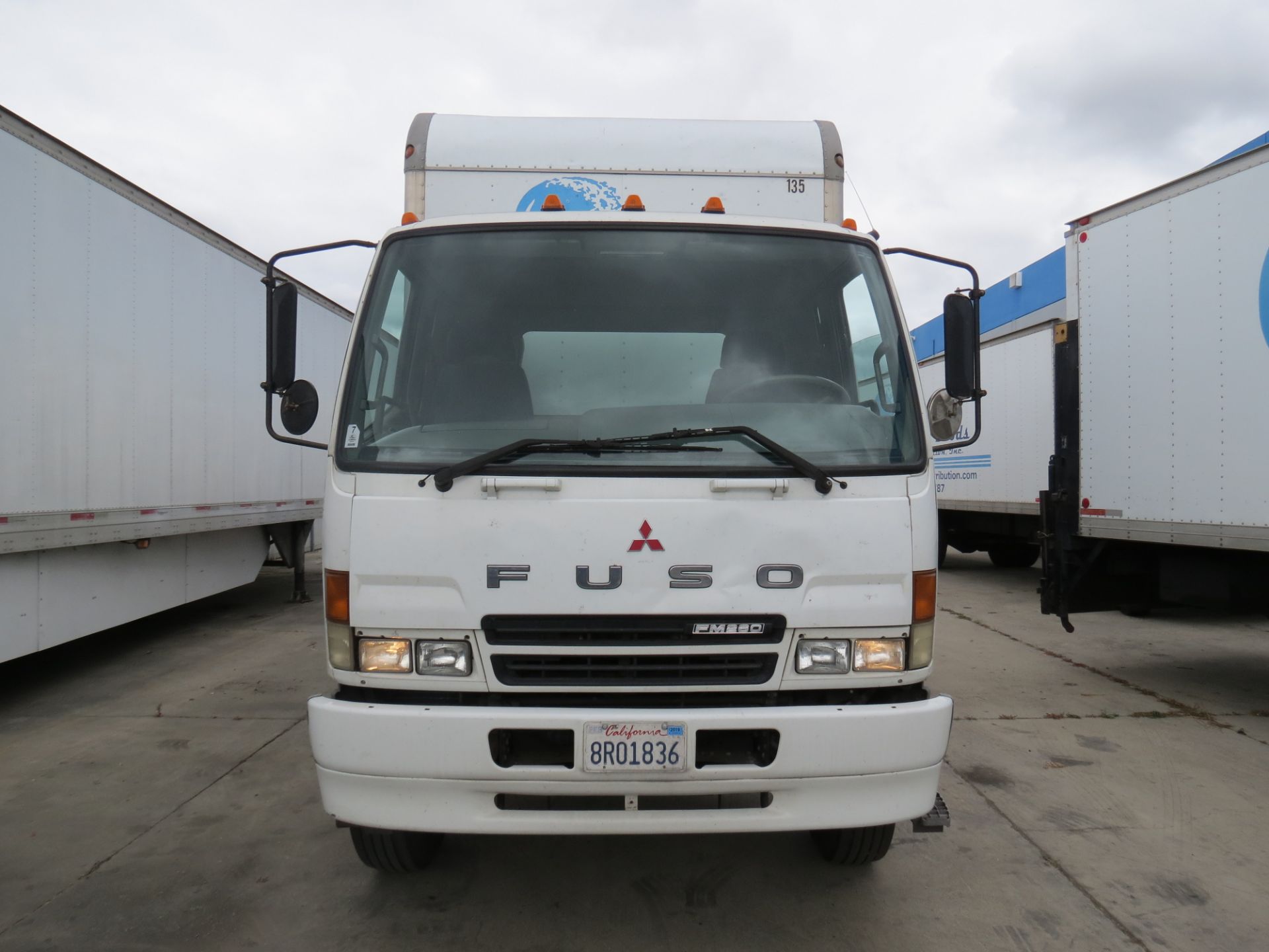 2007 Mitsubishi Fuso 28' FM-260 Box Truck W/Lift Gate, Automatic Transmission, #135, VIN: