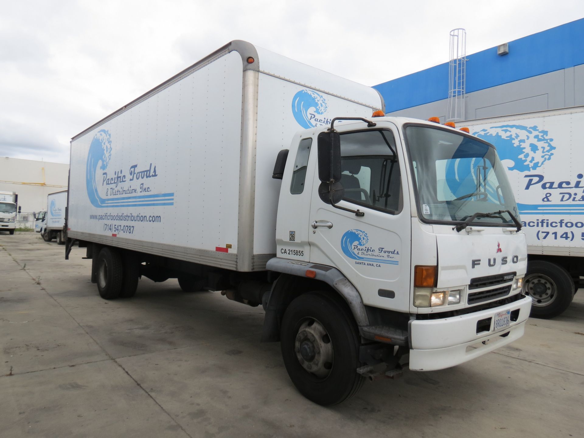 2007 Mitsubishi Fuso 28' FM-260 Box Truck W/Lift Gate, Automatic Transmission, #135, VIN: - Image 2 of 10