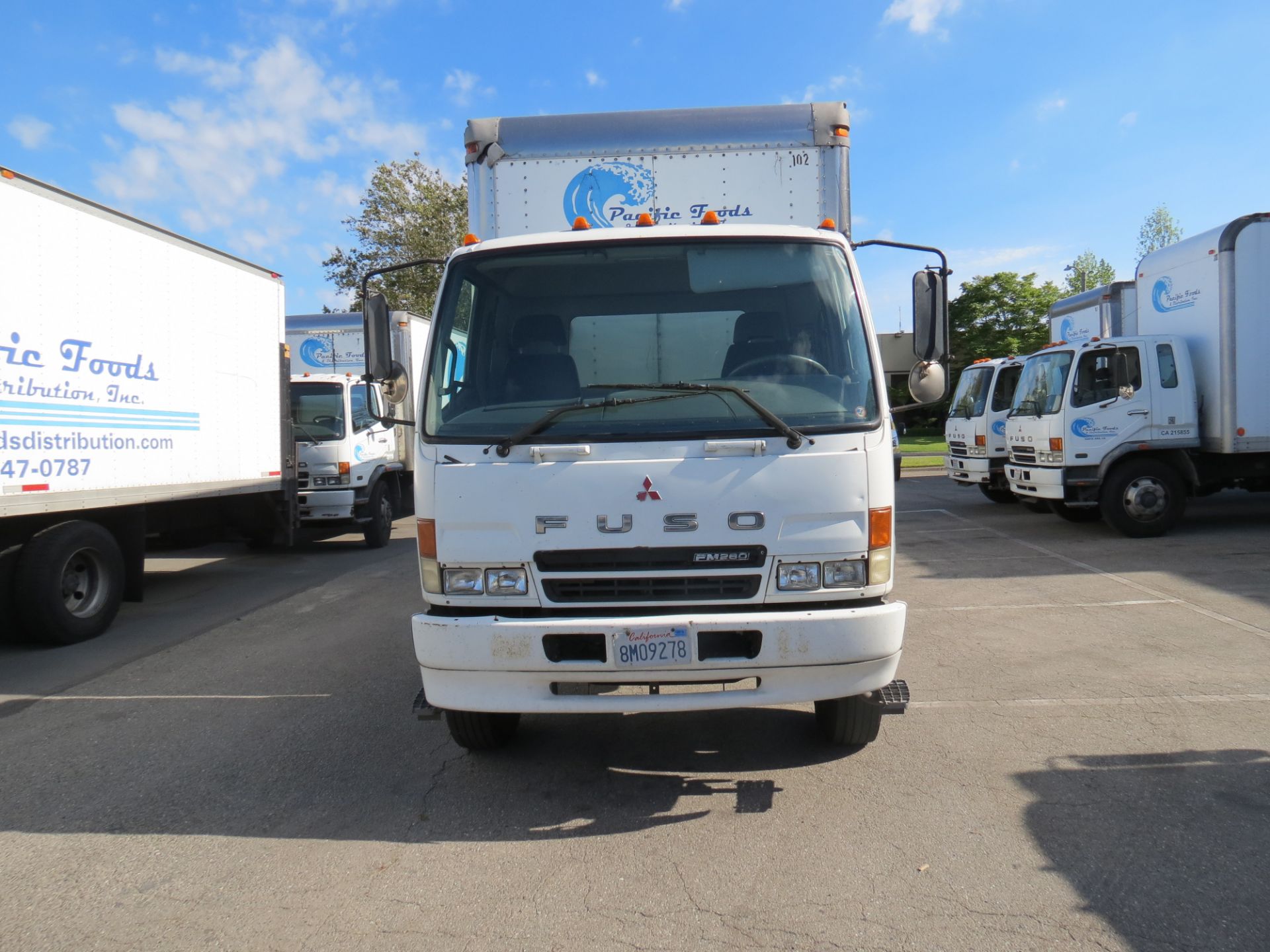 2007 Mitsubishi Fuso 28' FM-260 Box Truck W/Lift Gate, Manual Transmission, #102, VIN: