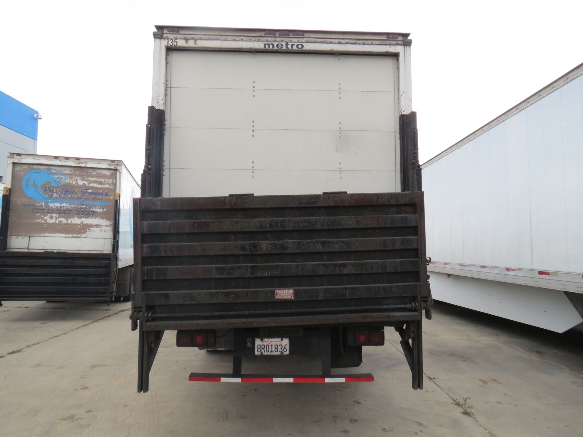 2007 Mitsubishi Fuso 28' FM-260 Box Truck W/Lift Gate, Automatic Transmission, #135, VIN: - Image 6 of 10