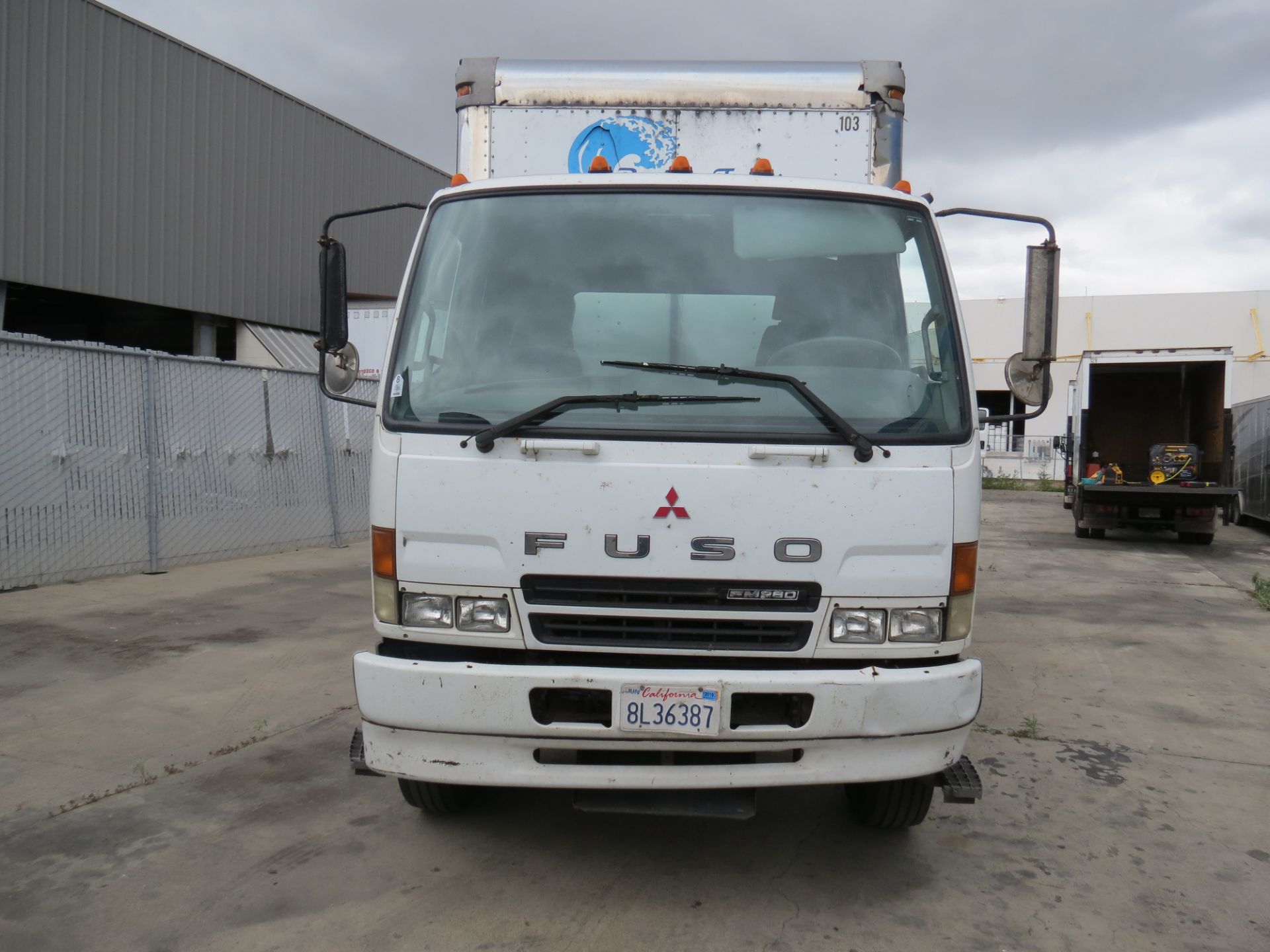 2007 Mitsubishi Fuso 28' FM-260 Box Truck W/Lift Gate, Manual Transmission, #103, VIN: