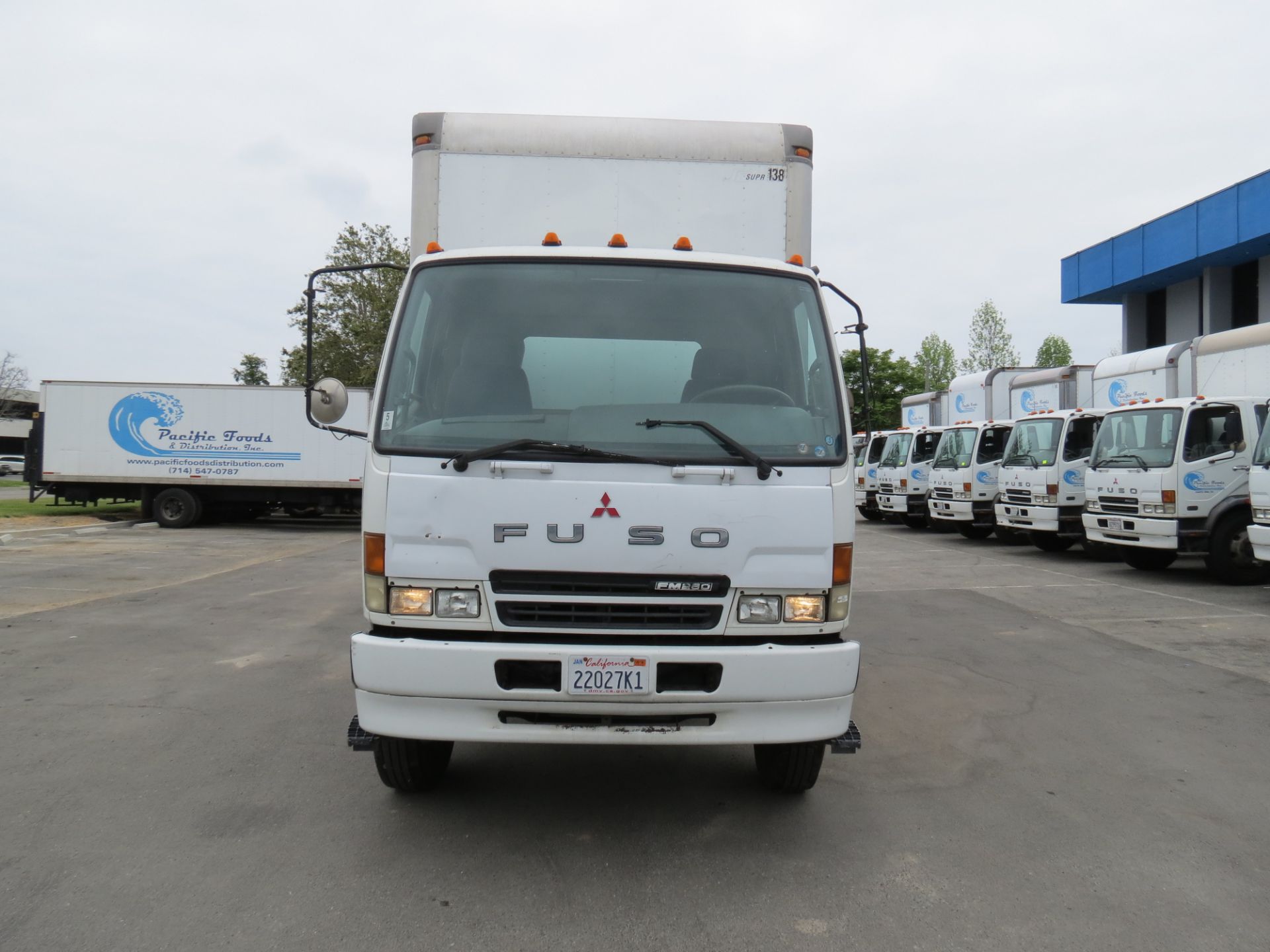 2007 Mitsubishi Fuso 24' FM-260 Box Truck W/Lift Gate, Automatic Transmission, #138, VIN: