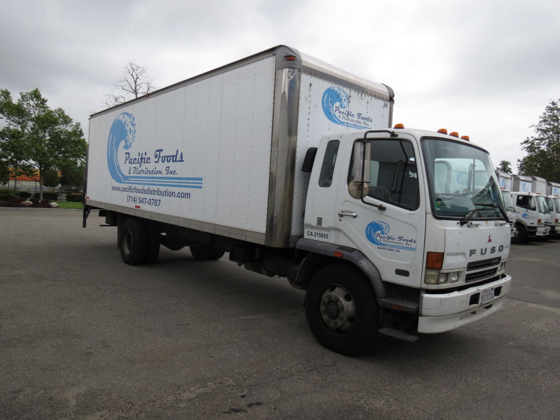 2007 Mitsubishi Fuso 28' FM-260 Box Truck W/Lift Gate, Manual Transmission, #105, VIN: - Image 3 of 10